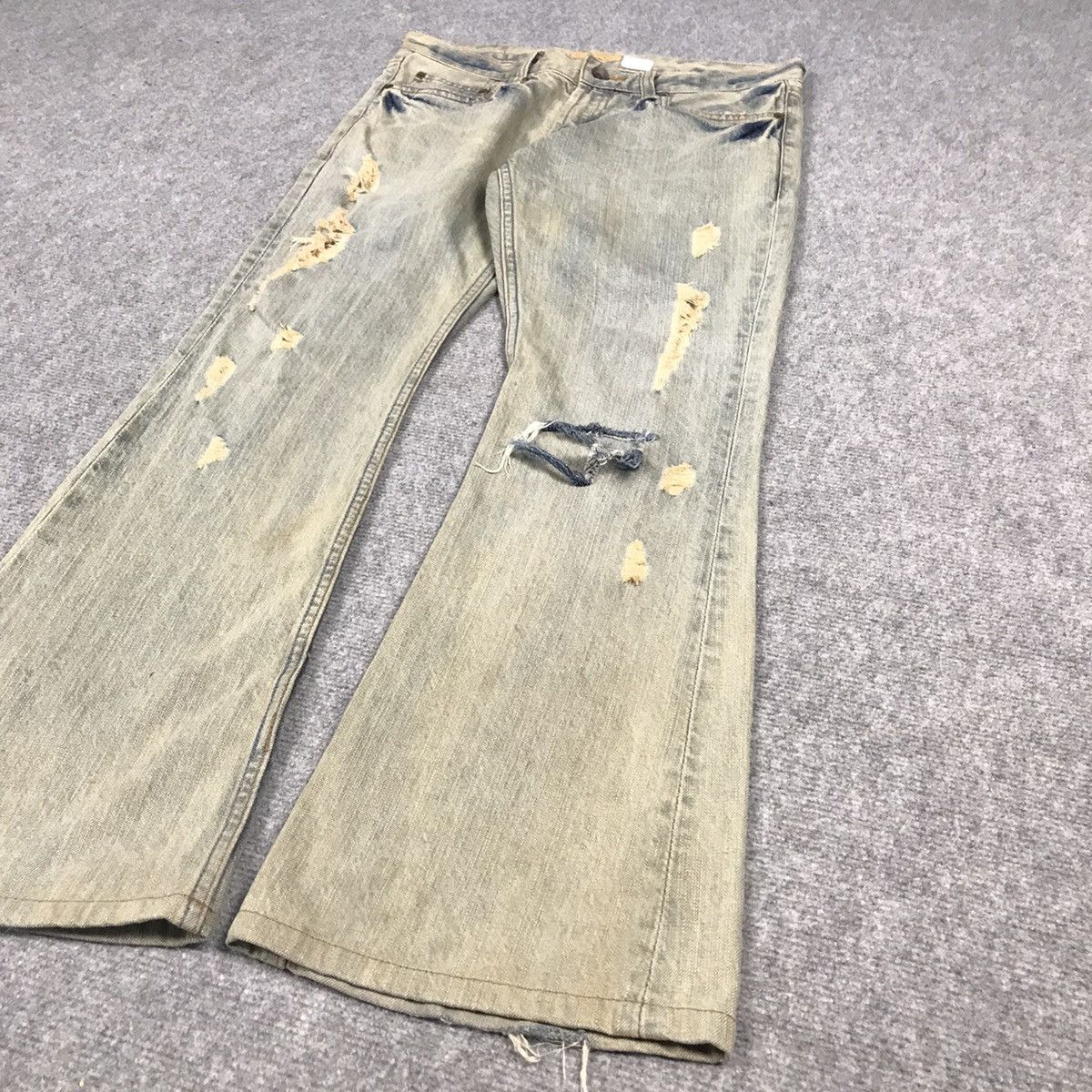 If Six Was Nine FLARE GOA DISTRESSED DENIM BOOT CUT RUSTY DENIM PANTS Size US 30 / EU 46 - 4 Thumbnail