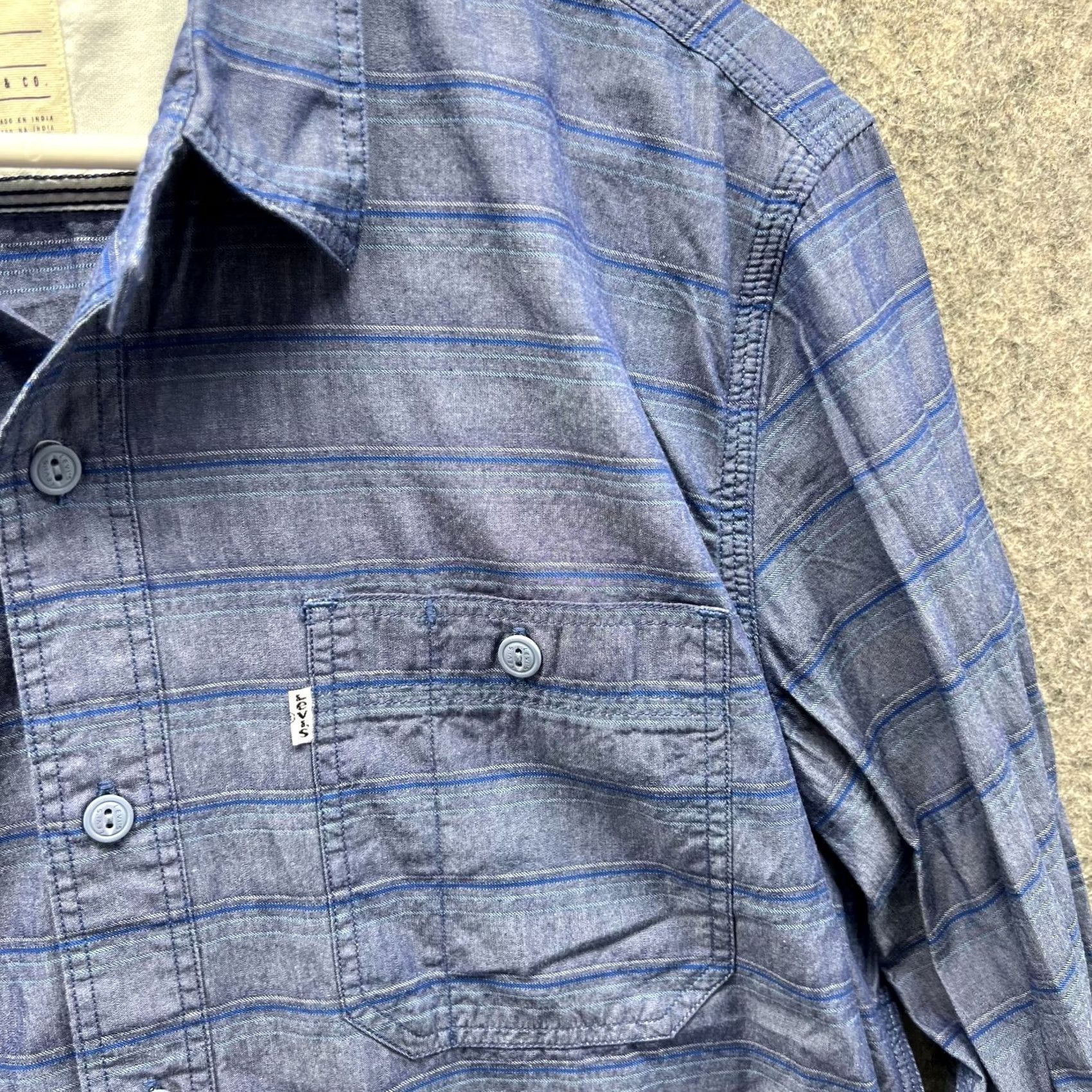 Levi's Levi's Shirt Mens Large Blue Button Down Classic Fit Striped Pocket Vintage Preppy Button-Up Shirt Size US L / EU 52-54 / 3 - 4 Thumbnail