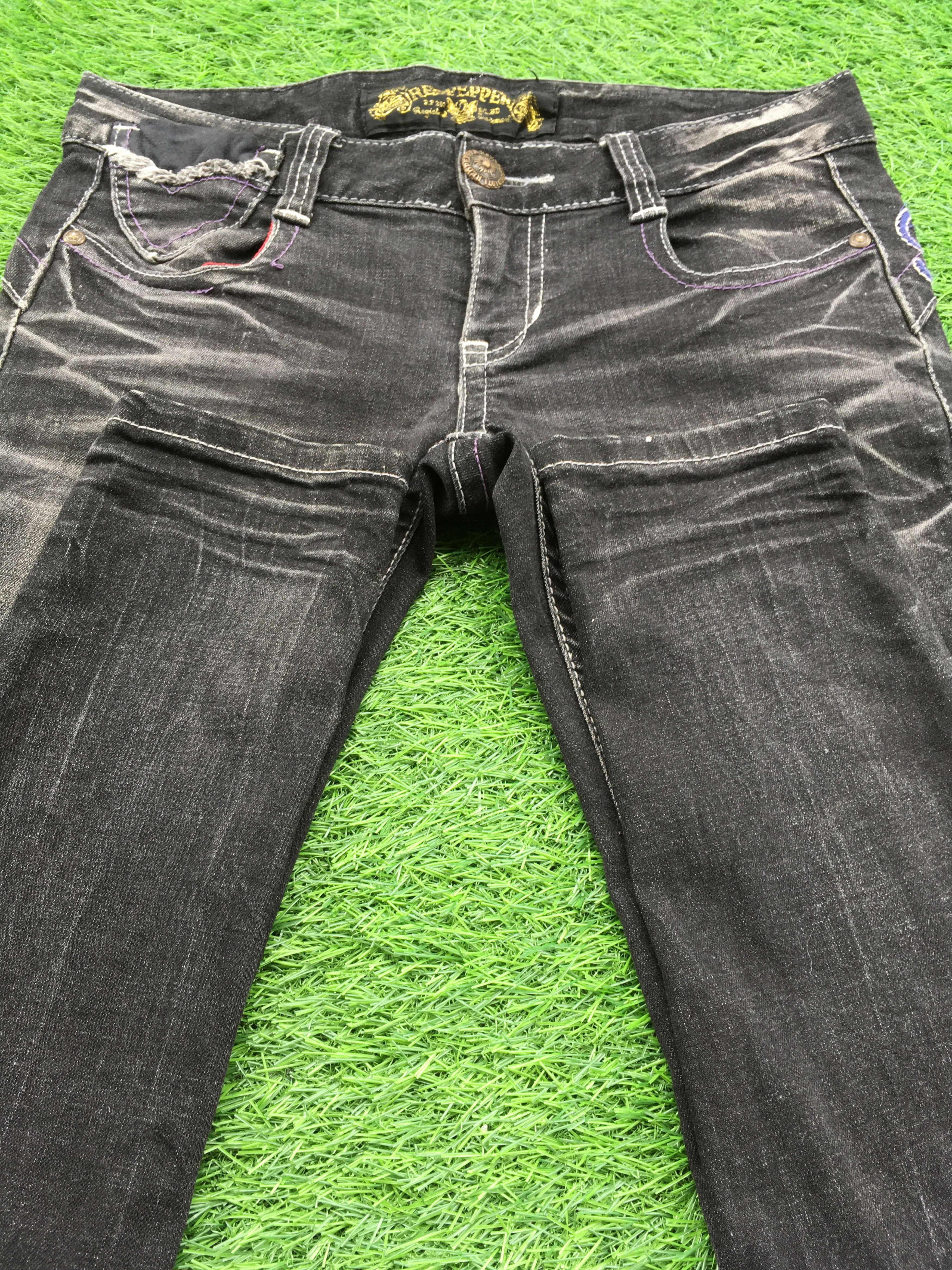 Japanese Brand Red Pepper embroidered low-rise skinny jeans D-1220 Size 27" / US 4 / IT 40 - 6 Thumbnail