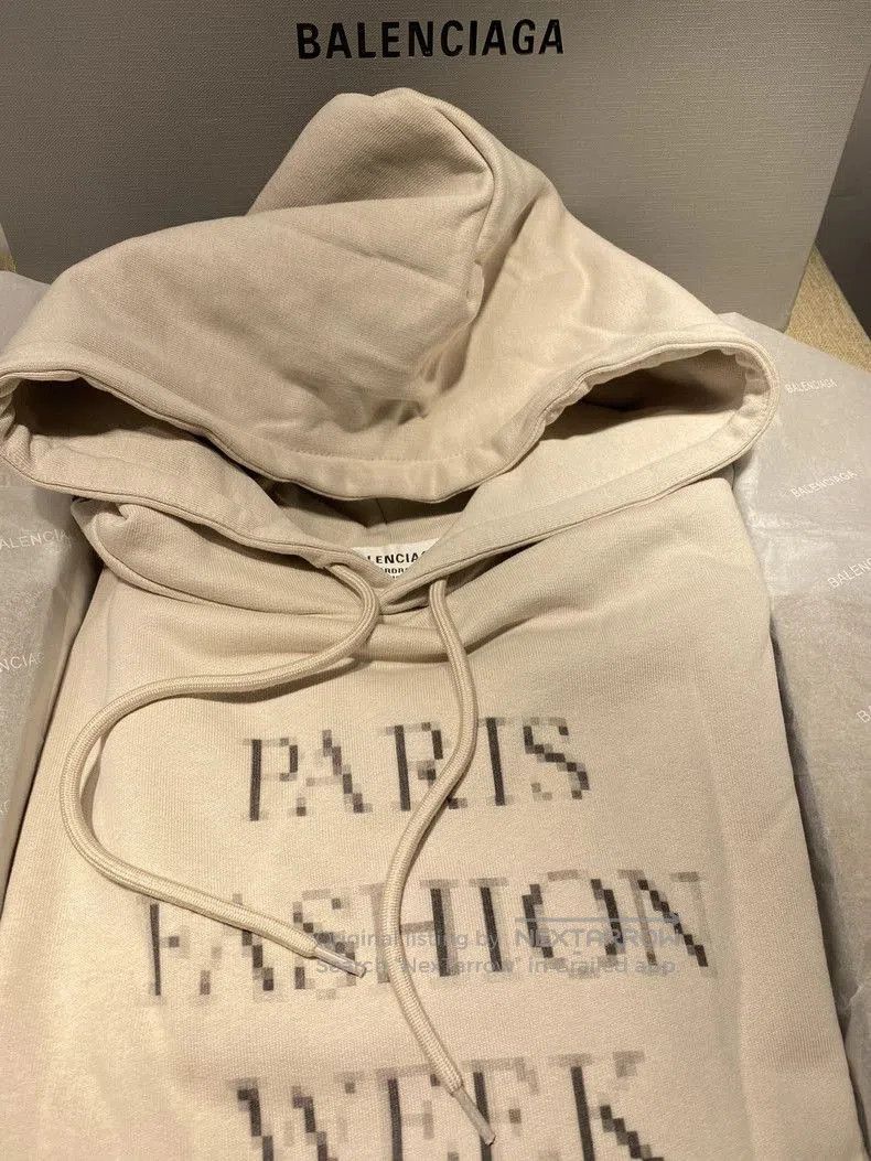Balenciaga Balenciaga Paris Fashion Hoodie. Size US M / EU 48-50 / 2 - 3 Thumbnail