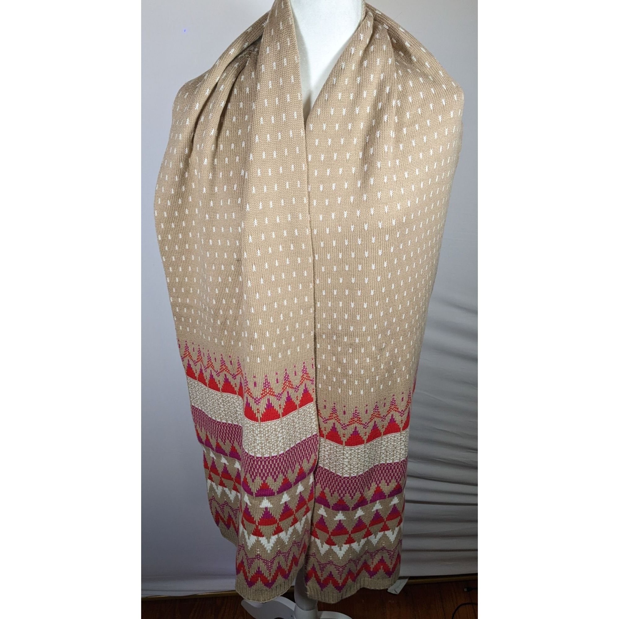Other Classic Fair Isle Tan And Pink Heavy Winter Scarf Size ONE SIZE - 2 Thumbnail