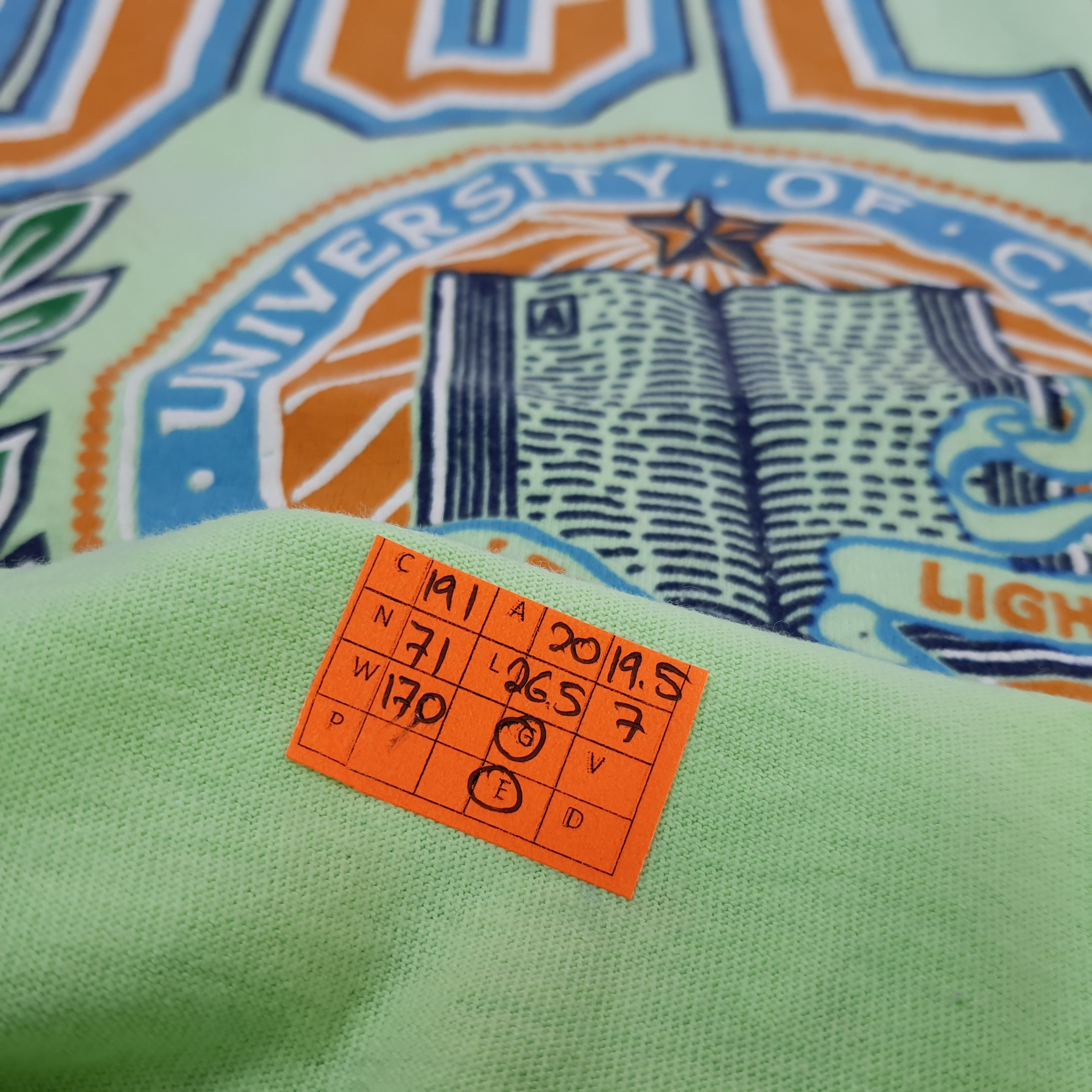 Vintage Vintage UCLA University of California America College Tshirt Size US M / EU 48-50 / 2 - 7 Thumbnail