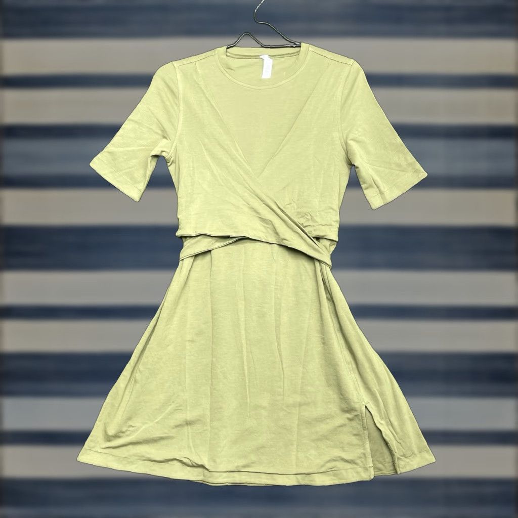 Lululemon Lululemon Dress Shirt Womens Size 4 Casual T Shirt Dress Cotton Jersey Short Sleeve Crew Neck Pullover Solid Green Lightweight Stretch Athleisure Size S / US 4 / IT 40 - 1 Thumbnail
