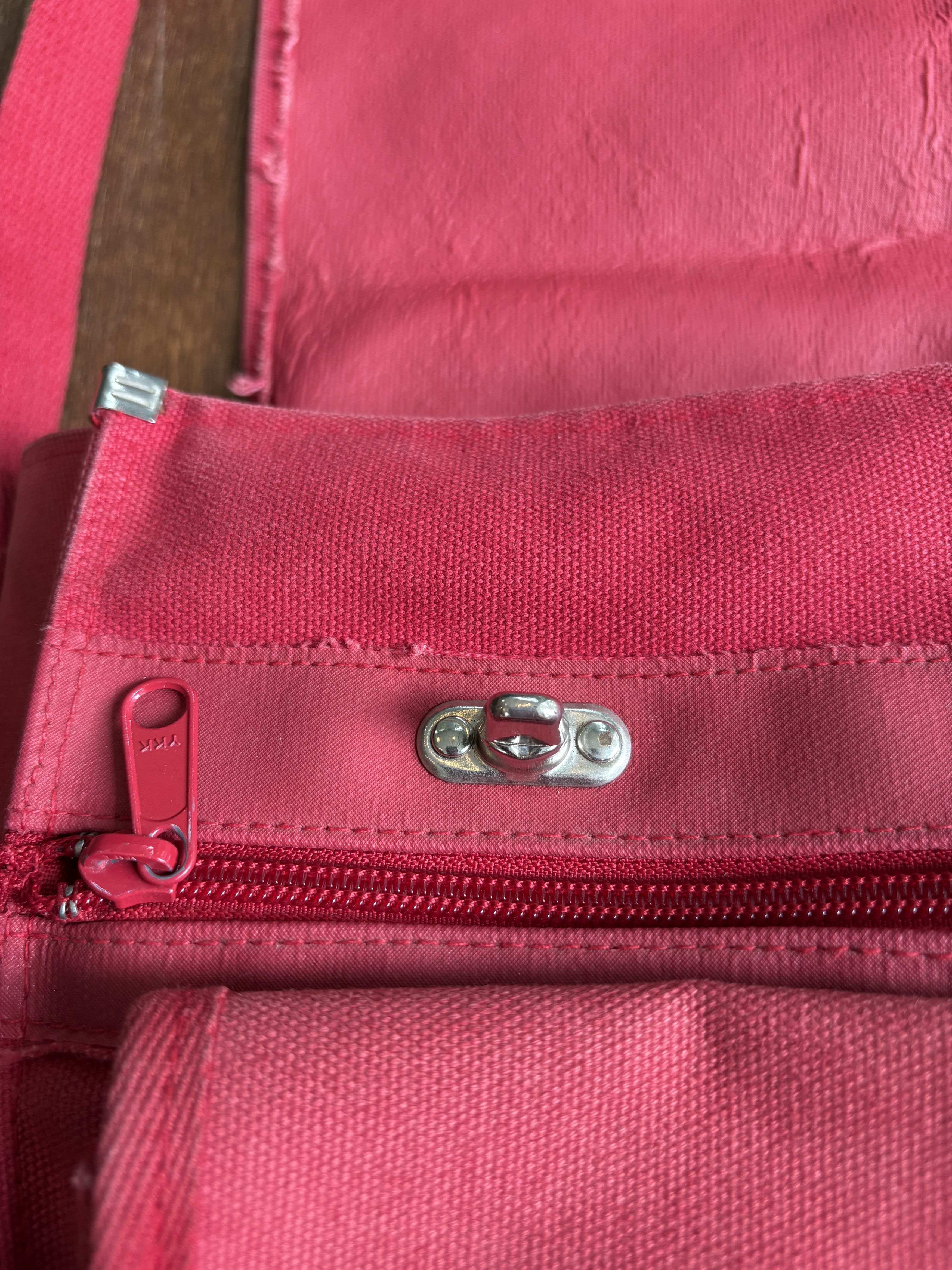 10 Corso Como × Comme des Garcons Comme des Garcons CDGH x 10 Corso Como Shoulder Bag Size ONE SIZE - 7 Thumbnail