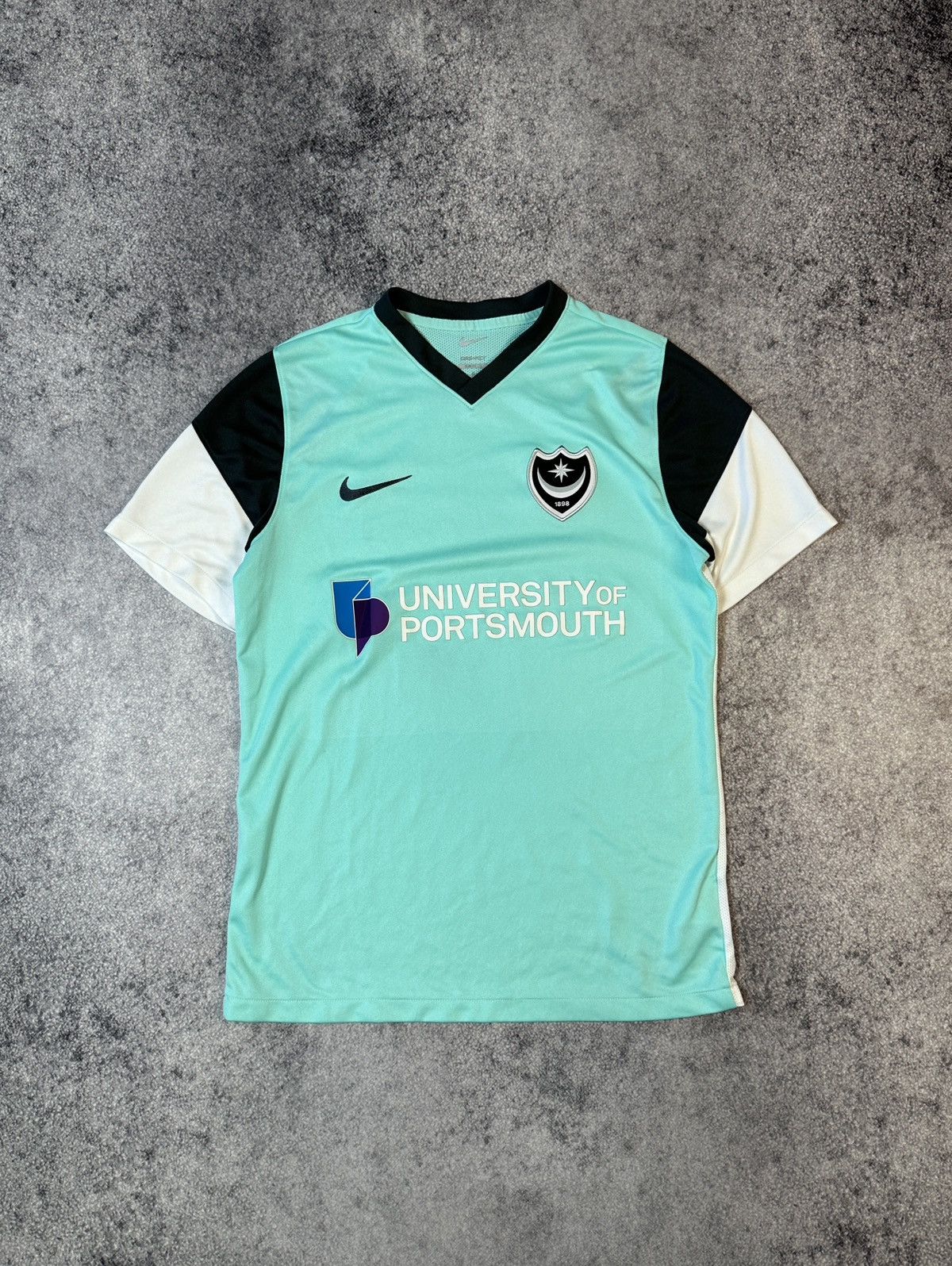 Nike × Vintage Vintage Nike Portsmouth Soccer Jersey Blokecore Rare Style M Size US M / EU 48-50 / 2 - 1 Thumbnail