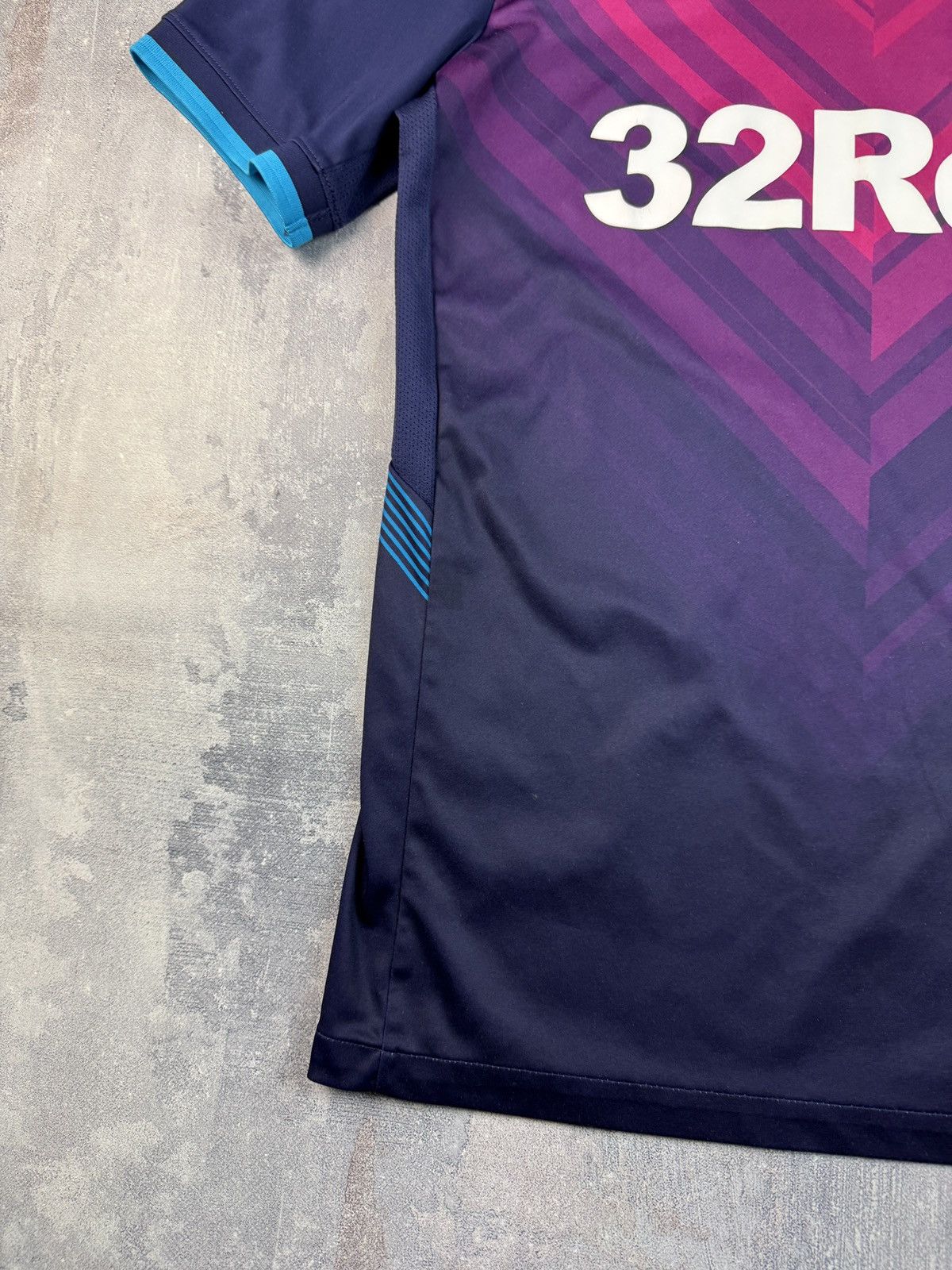Other Aston Villa 2018/19 Third Football Shirt Soccer Jersey Luke Size US M / EU 48-50 / 2 - 2 Thumbnail