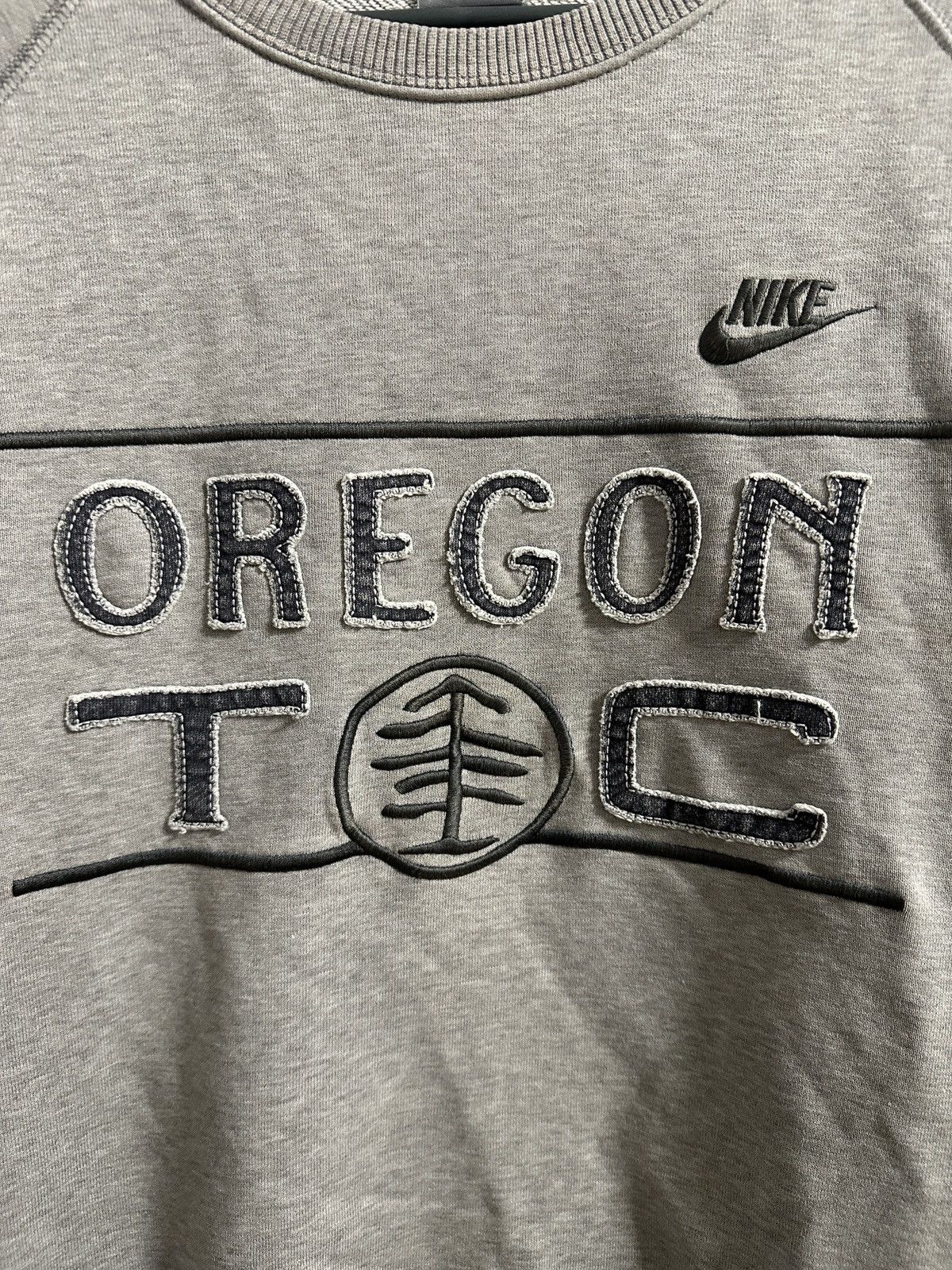 Vintage Very Rare Vintage Sweatshirt Nike Oregon Swoosh Y2K Size US S / EU 44-46 / 1 - 2 Thumbnail