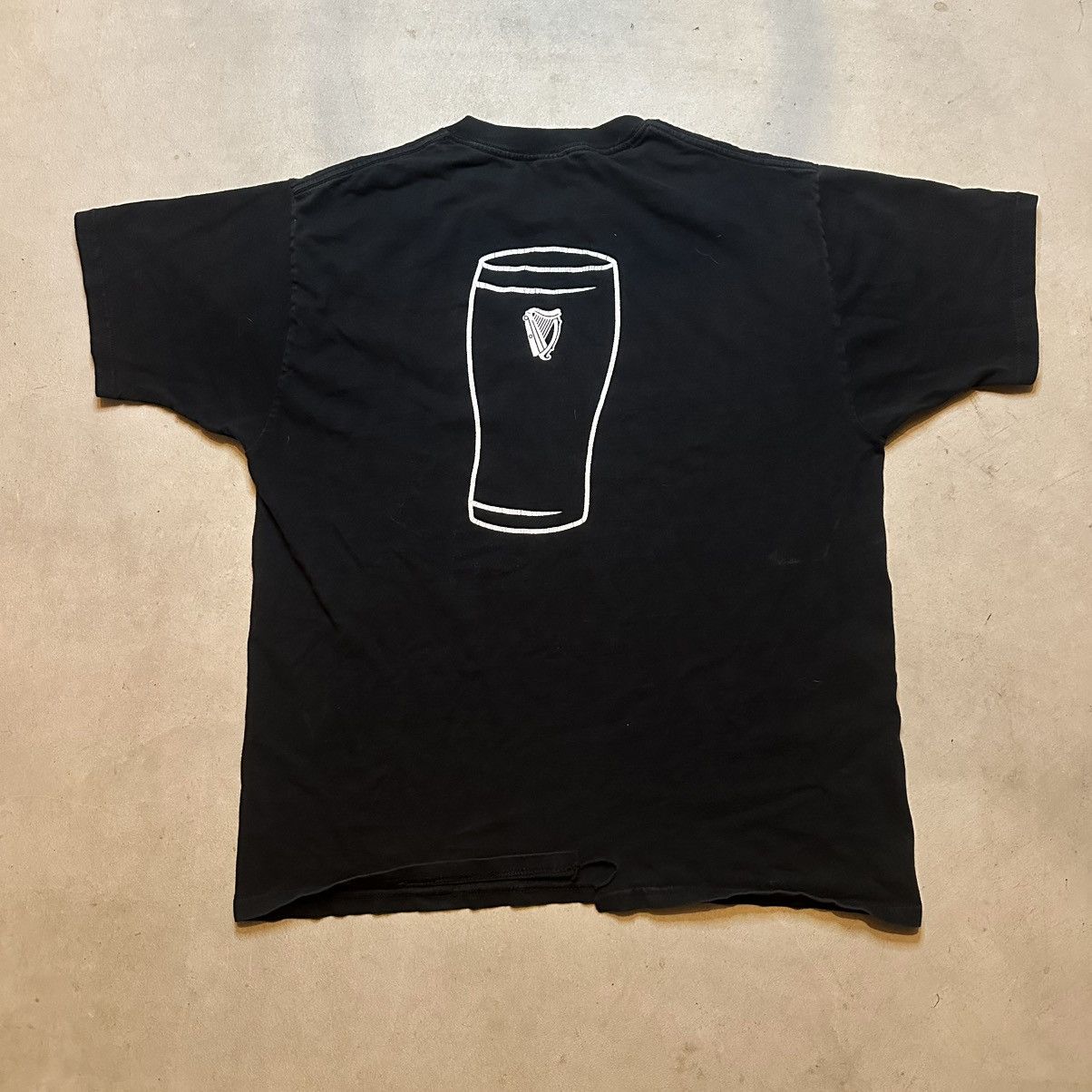 Fruit Of The Loom Vintage 90s Guinness Irish Beer Shirt Size XL Size US XL / EU 56 / 4 - 2 Thumbnail