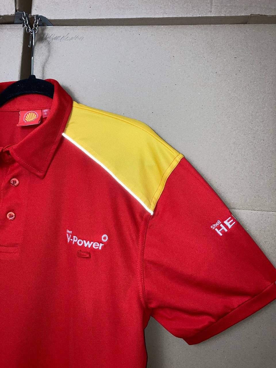Ferrari SHELL HELIX V-POWER FERRARI POLO SHIRT RASING FORMULA 1 UNO Size US XL / EU 56 / 4 - 9 Thumbnail