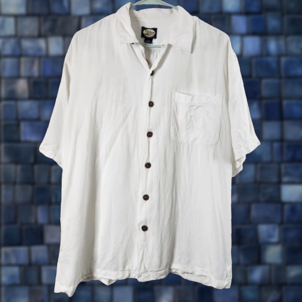 VTG Tommy Bahama Mens M Hawaiian Shirt Button-Up Embroidered Christmas 2002 Short Sleeve Rayon White M