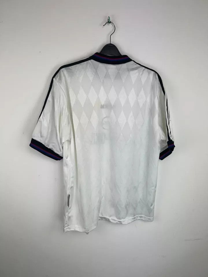 Adidas FC BAYERN MUNICH 1995 1996 AWAY size M FOOTBALL Kit SHIRT Size US M / EU 48-50 / 2 - 3 Thumbnail
