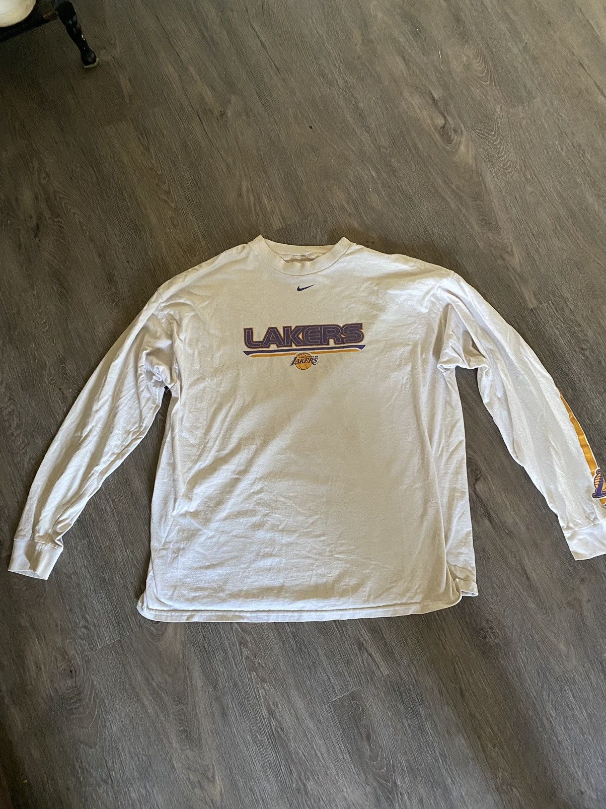 Nike Lakers Long sleeve Size US XL / EU 56 / 4 - 1 Thumbnail