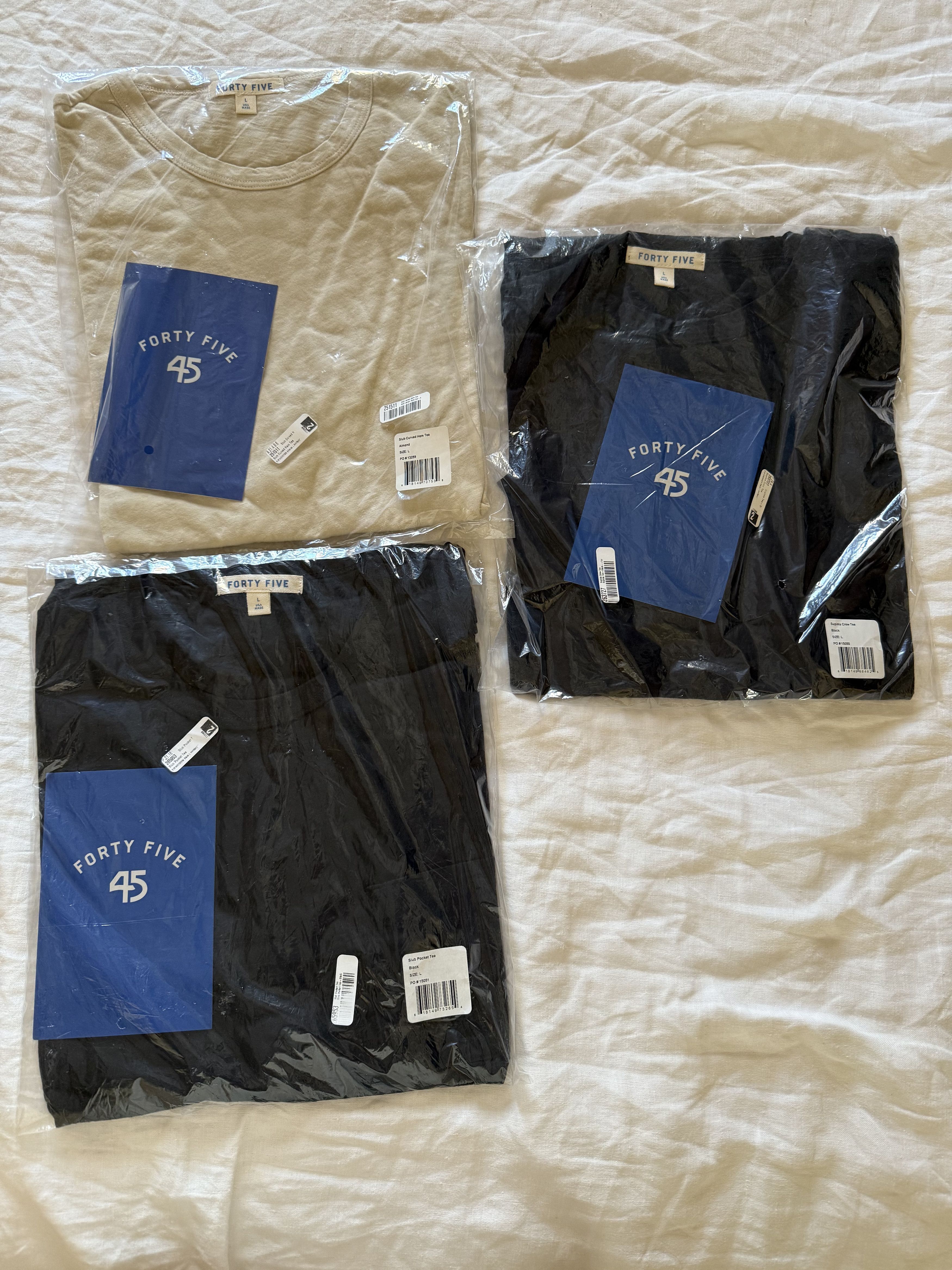 Huckberry 3 tShirts - Huckberry Forty Five Supima Crew neck - Size L Size US L / EU 52-54 / 3 - 1 Thumbnail
