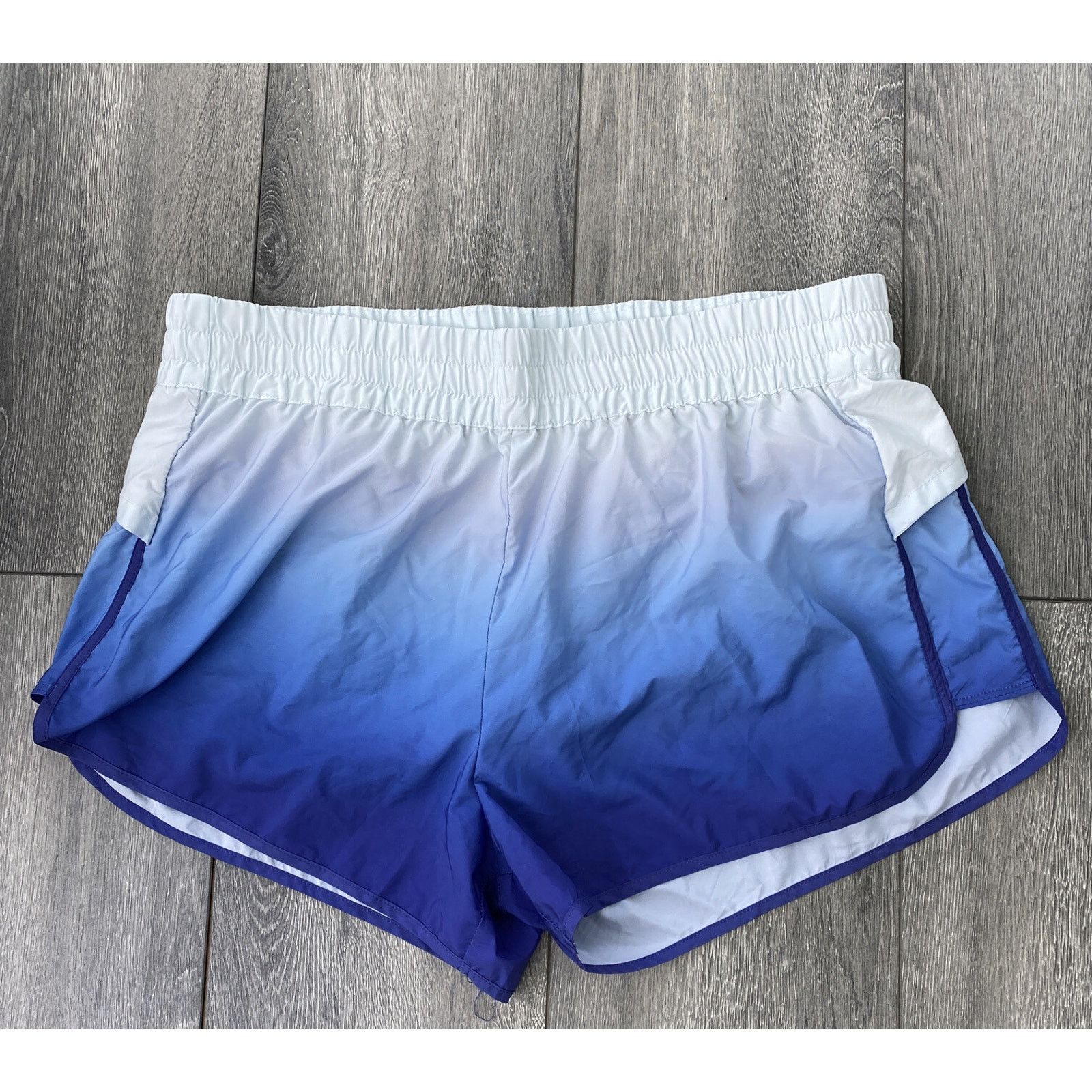Preach Peach Women Blue ombre Athletic women Shorts XL A000327 Size 33" - 1 Thumbnail
