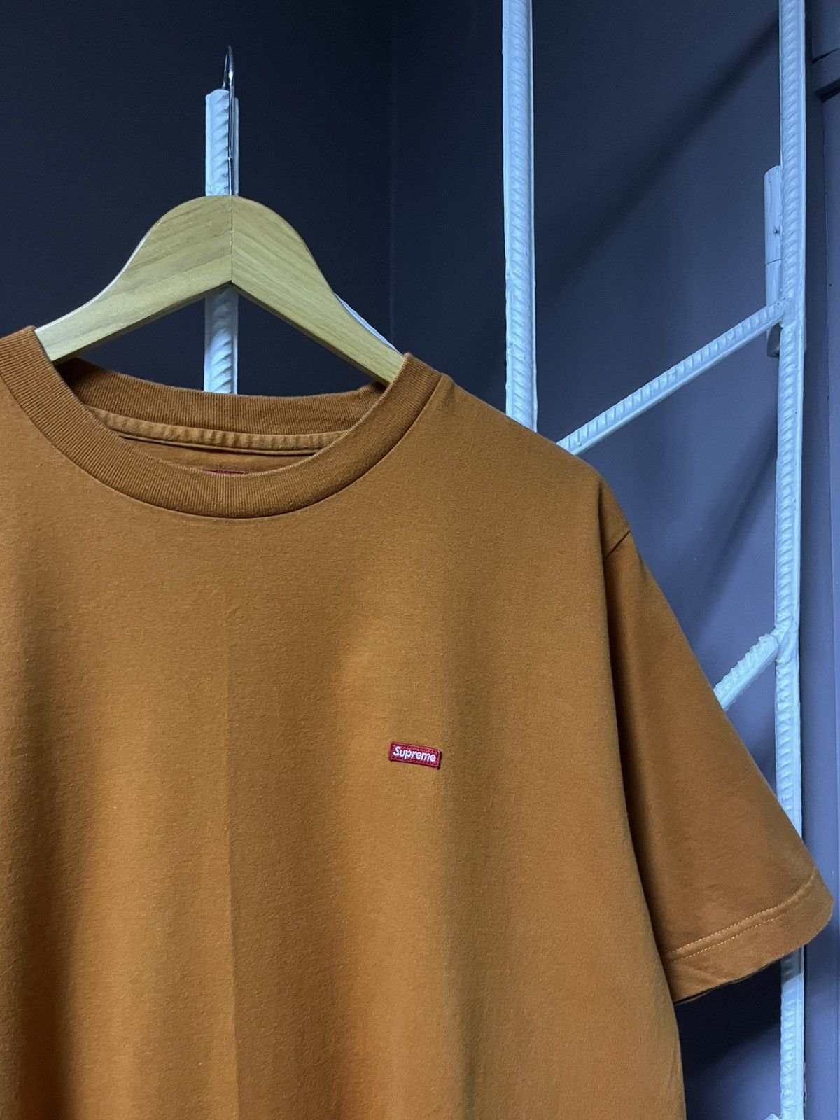 Supreme Supreme Mini Brand Logo Tee Size US L / EU 52-54 / 3 - 2 Thumbnail