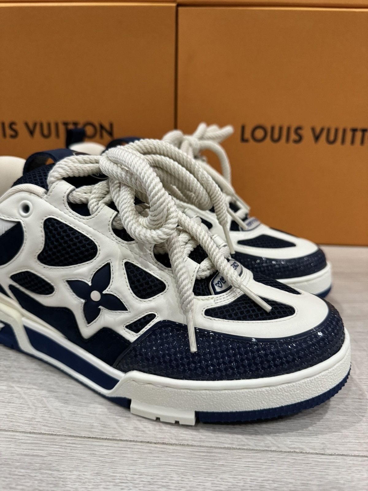 Louis Vuitton LOUIS VUITTON SKATE SNEAKER MARNIE BLUE Size US 8 / EU 41 - 3 Thumbnail