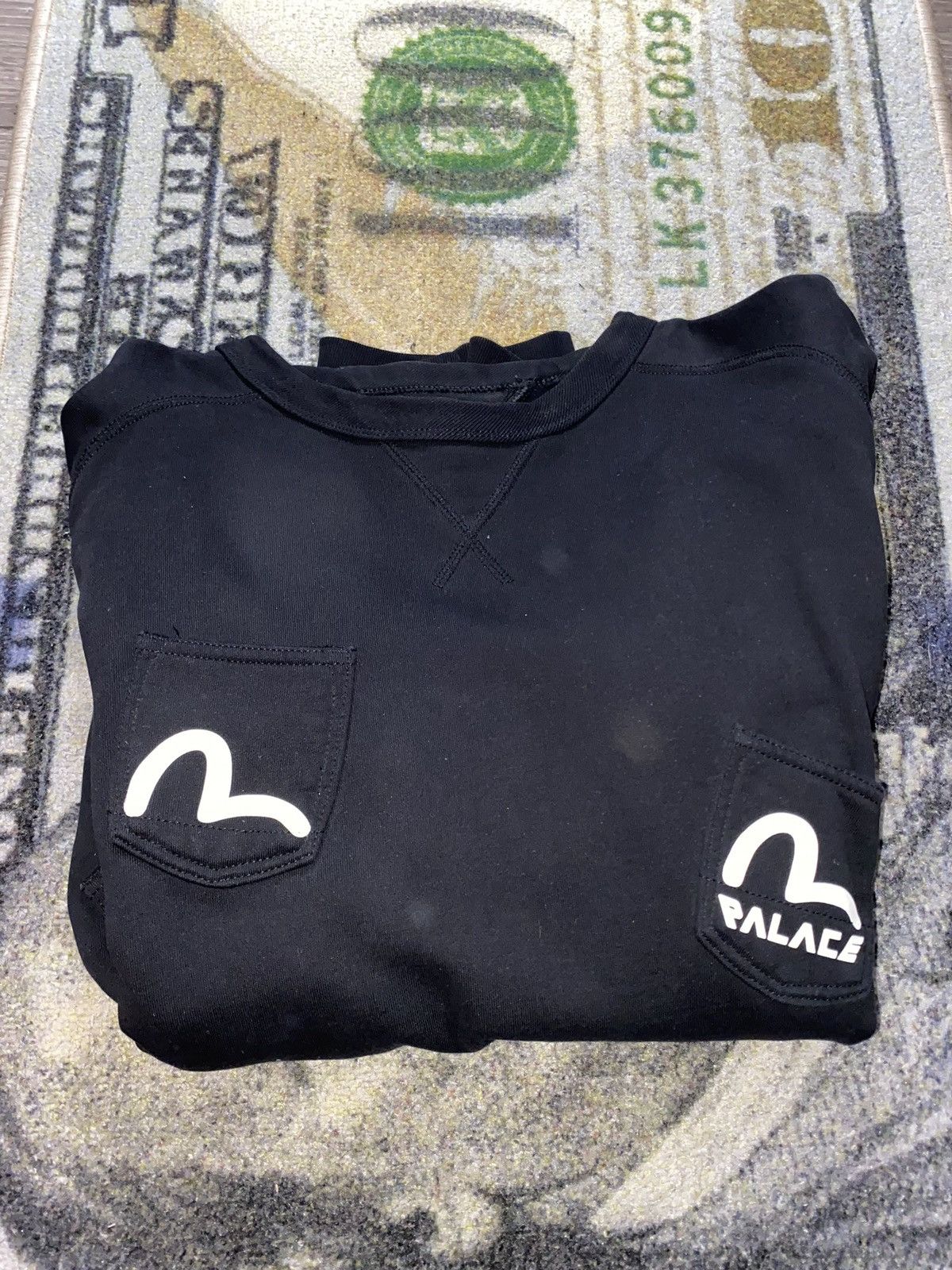 Evisu × Palace Palace x Evisu Multi Pocket Crewneck Size US L / EU 52-54 / 3 - 1 Thumbnail