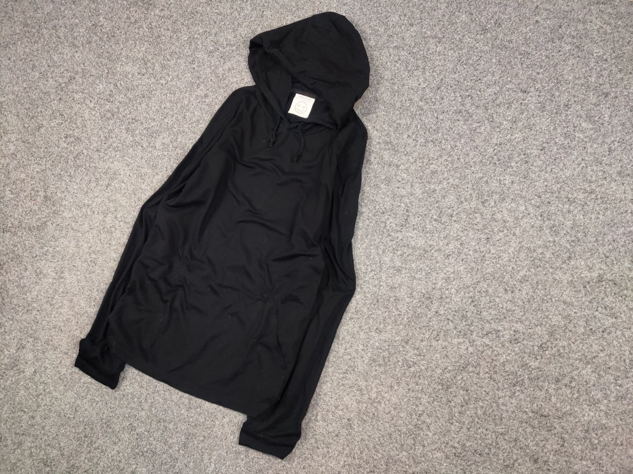 Julian Zigerli Julian Zigerli Design Germany Black Light minimalism Hooded Size US L / EU 52-54 / 3 - 3 Thumbnail