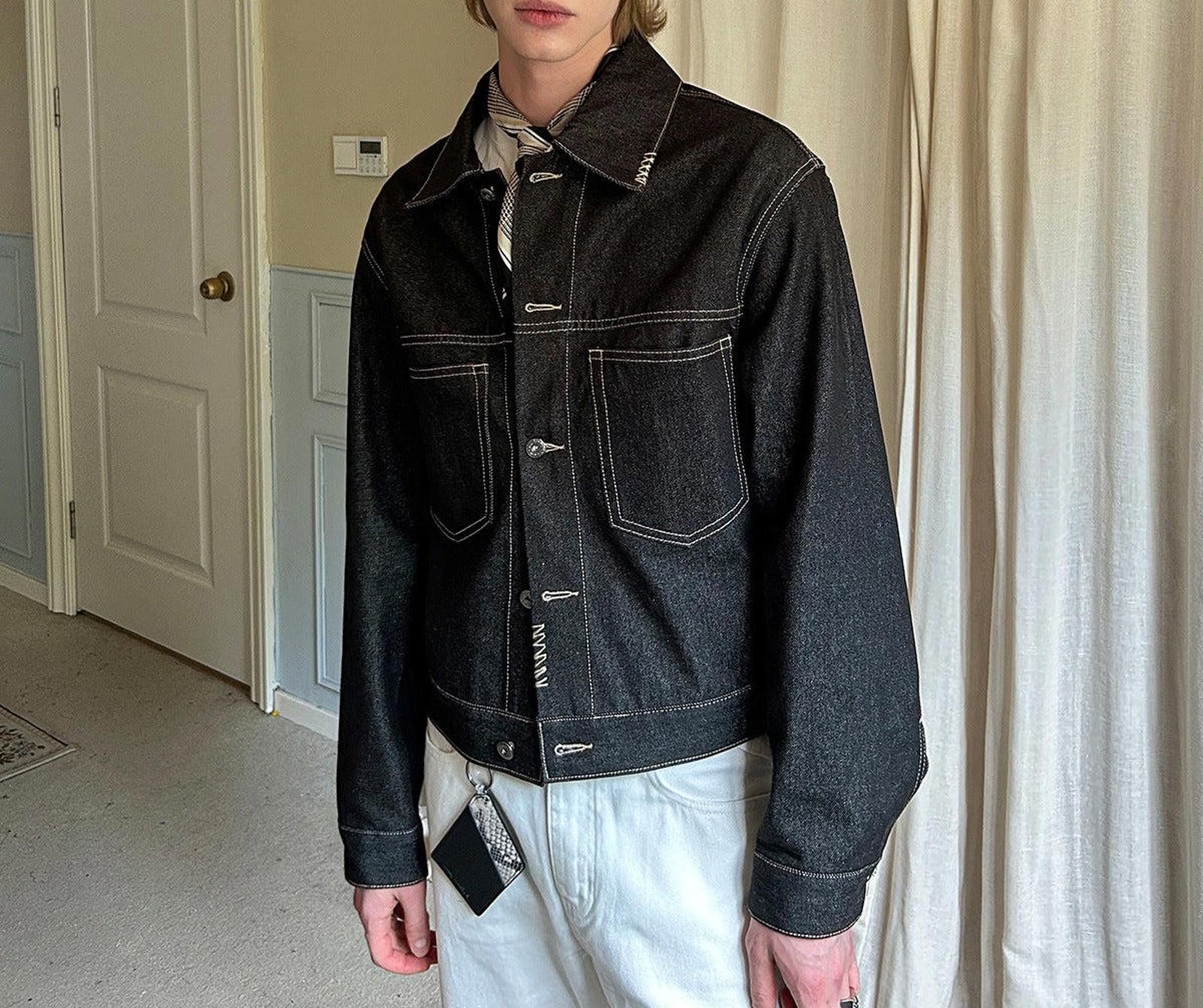 Black Classic Fit Denim Jacket Men's Casual Outerwear