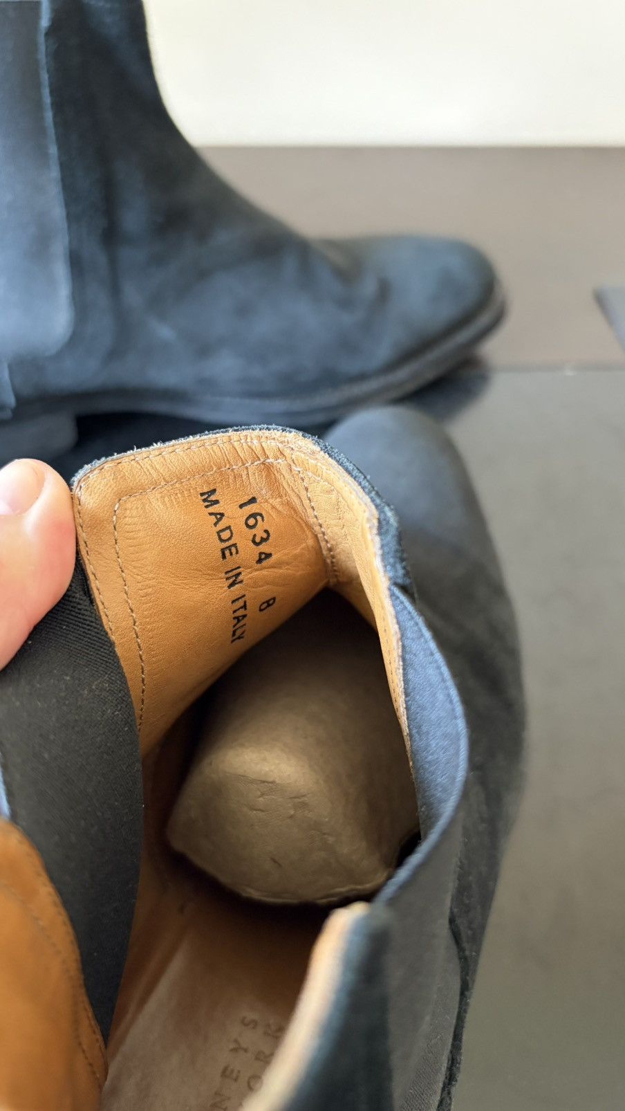 Barneys New York Barneys New York Black Suede Chelsea Boots – Size 8 Size US 8 / EU 41 - 6 Thumbnail