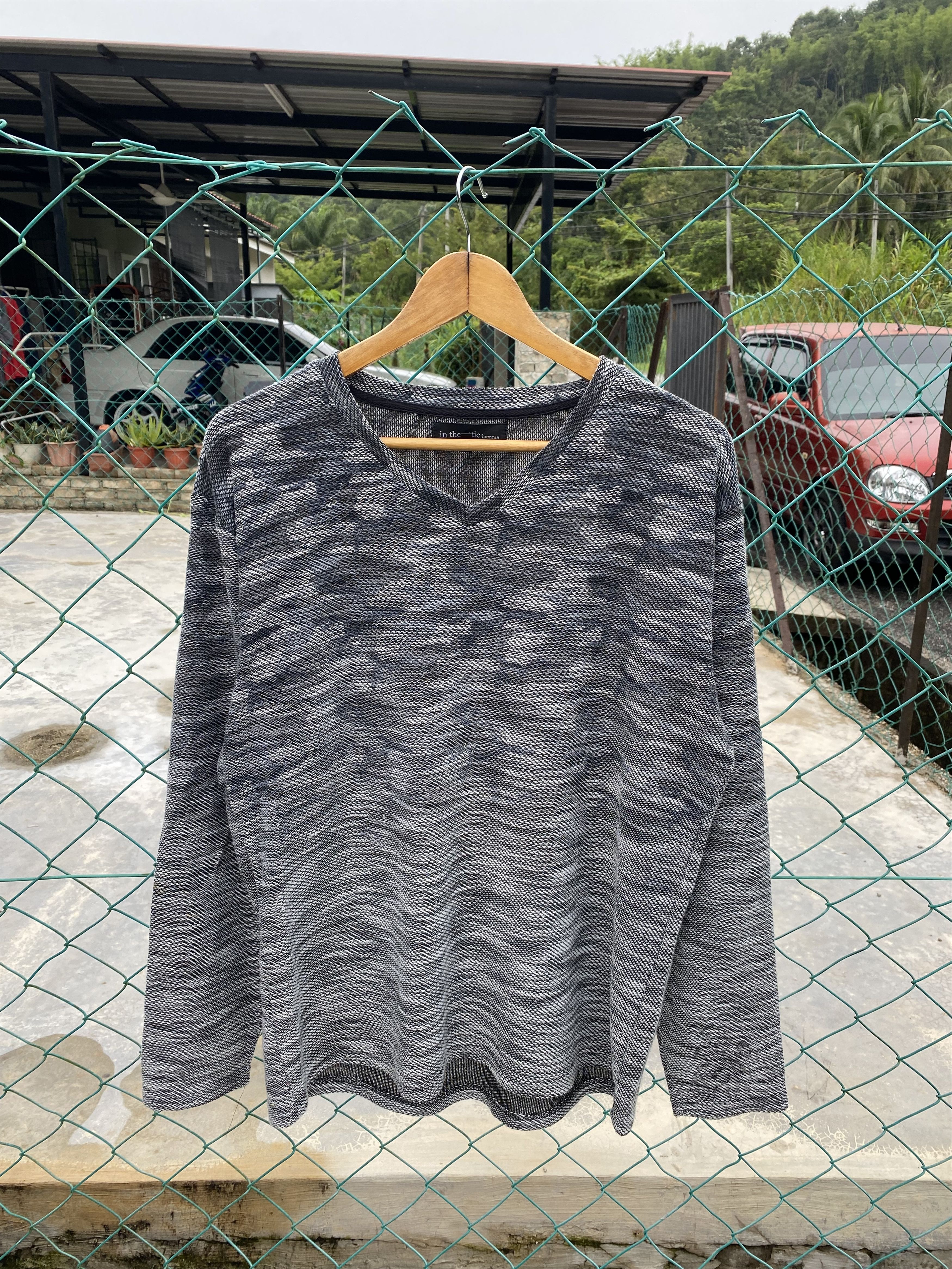In The Attic In The Attic long sleeve Size US L / EU 52-54 / 3 - 1 Thumbnail