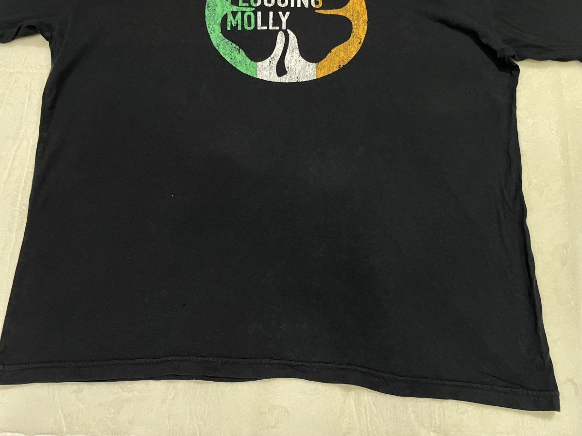 Band Tees FLOGGING MOLLY ROCK BAND MUSIC TSHIRT FADED(PINHOLE) Size US XL / EU 56 / 4 - 2 Thumbnail