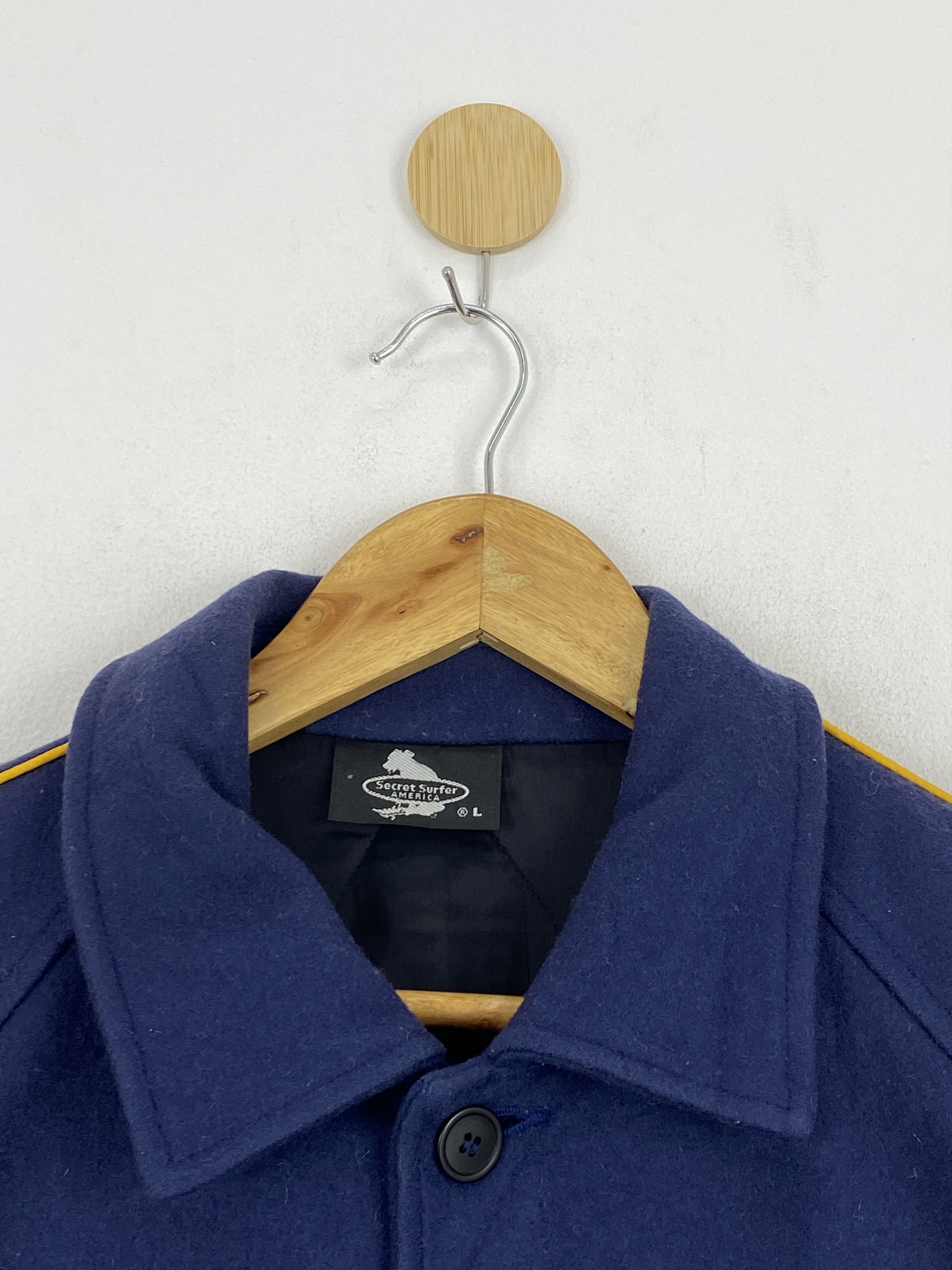Vintage Vintage Secret Surfer America Bomber Jacket J1897 Size US L / EU 52-54 / 3 - 8 Thumbnail