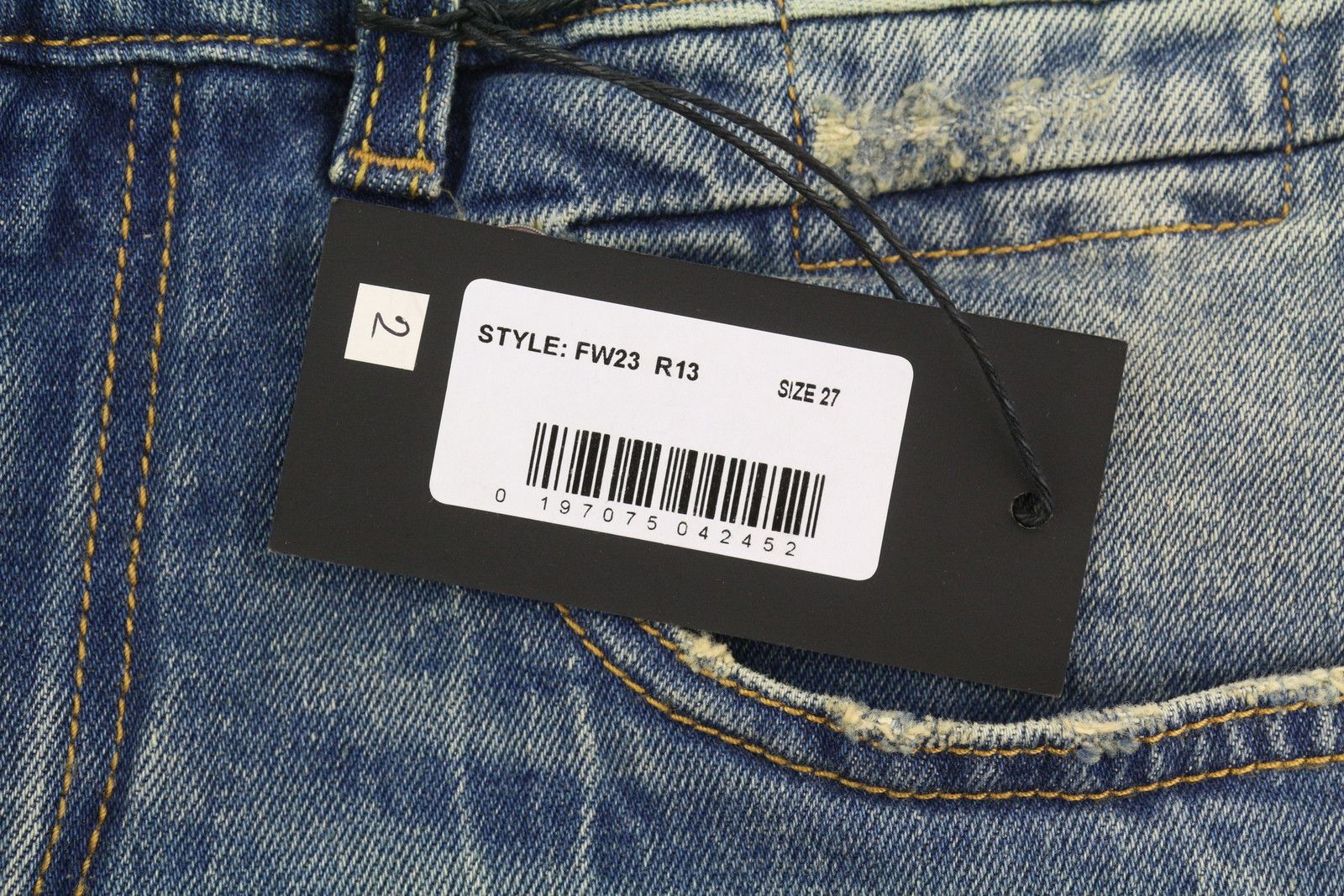 R13 BOY STRAIGHT 27 Kelly Stretch Washed Cropped Zip 86346 Size 27" / US 4 / IT 40 - 7 Thumbnail