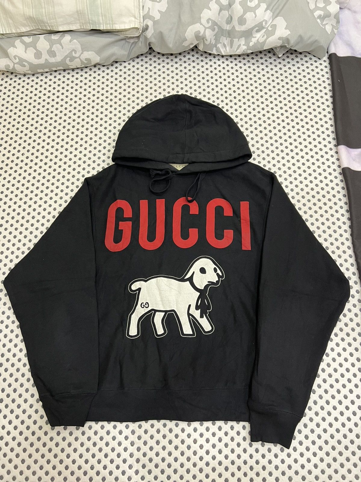 Gucci Gucci black lamb-print hooded sweatshirt. Size US S / EU 44-46 / 1 - 1 Thumbnail