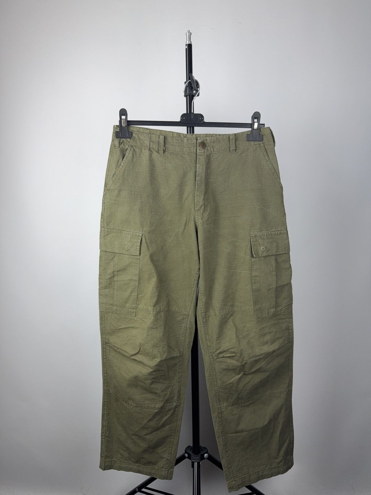 Carhartt × Vintage Vintage Carhartt Olive Cargo Pants Military Workwear Style Size 28" / US 6 / IT 42 - 1 Thumbnail