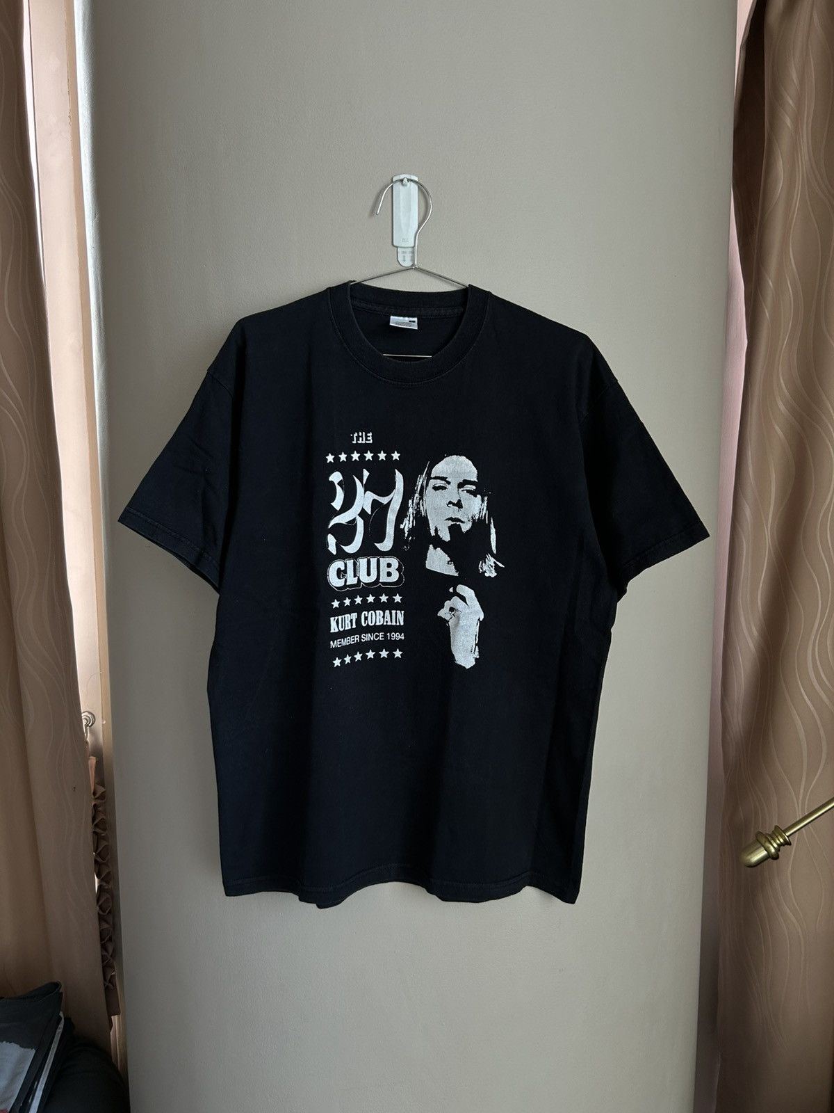 Band Tees Vintage Kurt Cobain Nirvana 27 Club Band T Shirt ERD Size US L / EU 52-54 / 3 - 1 Thumbnail