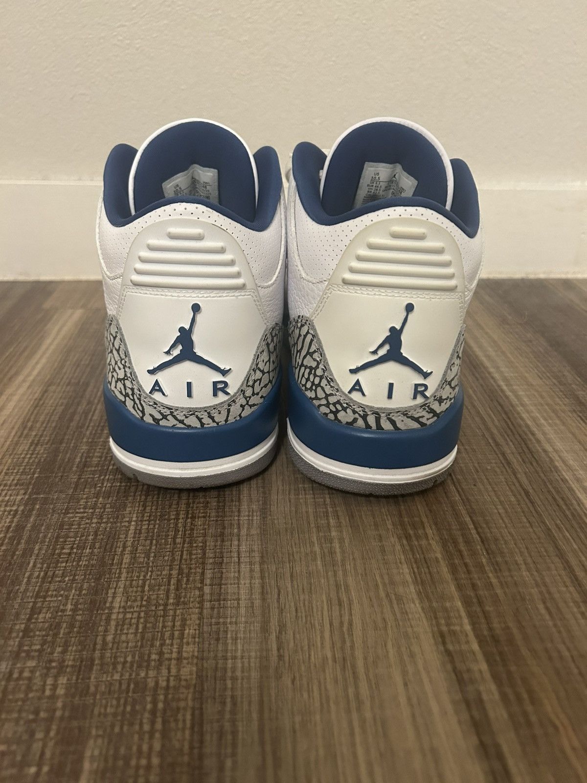 Jordan Brand Jordan 3 Retro Wizards Size US 10.5 / EU 43-44 - 3 Thumbnail