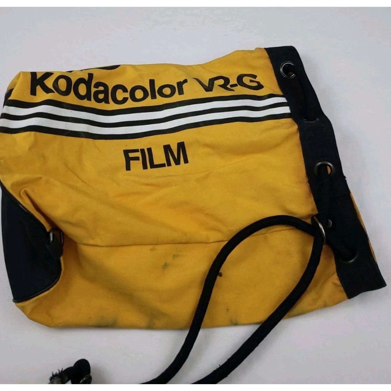 Kodak Vintage Kodak Bag VRG 100 Film Travel Cinch Rare USA 80s 90s Vtg Used Marks Size ONE SIZE - 6 Thumbnail