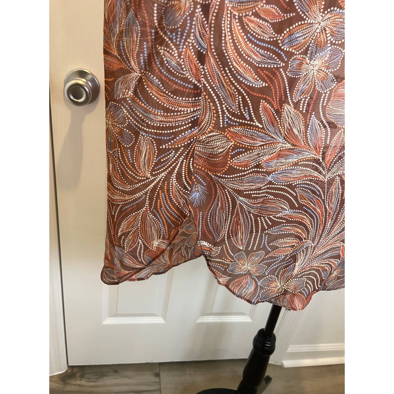 & Other Stories NEW OLIVACEOUS BLOUSE BOHO CHIC OVERSIZED SZ M BROWN FLORAL Size M / US 6-8 / IT 42-44 - 7 Thumbnail