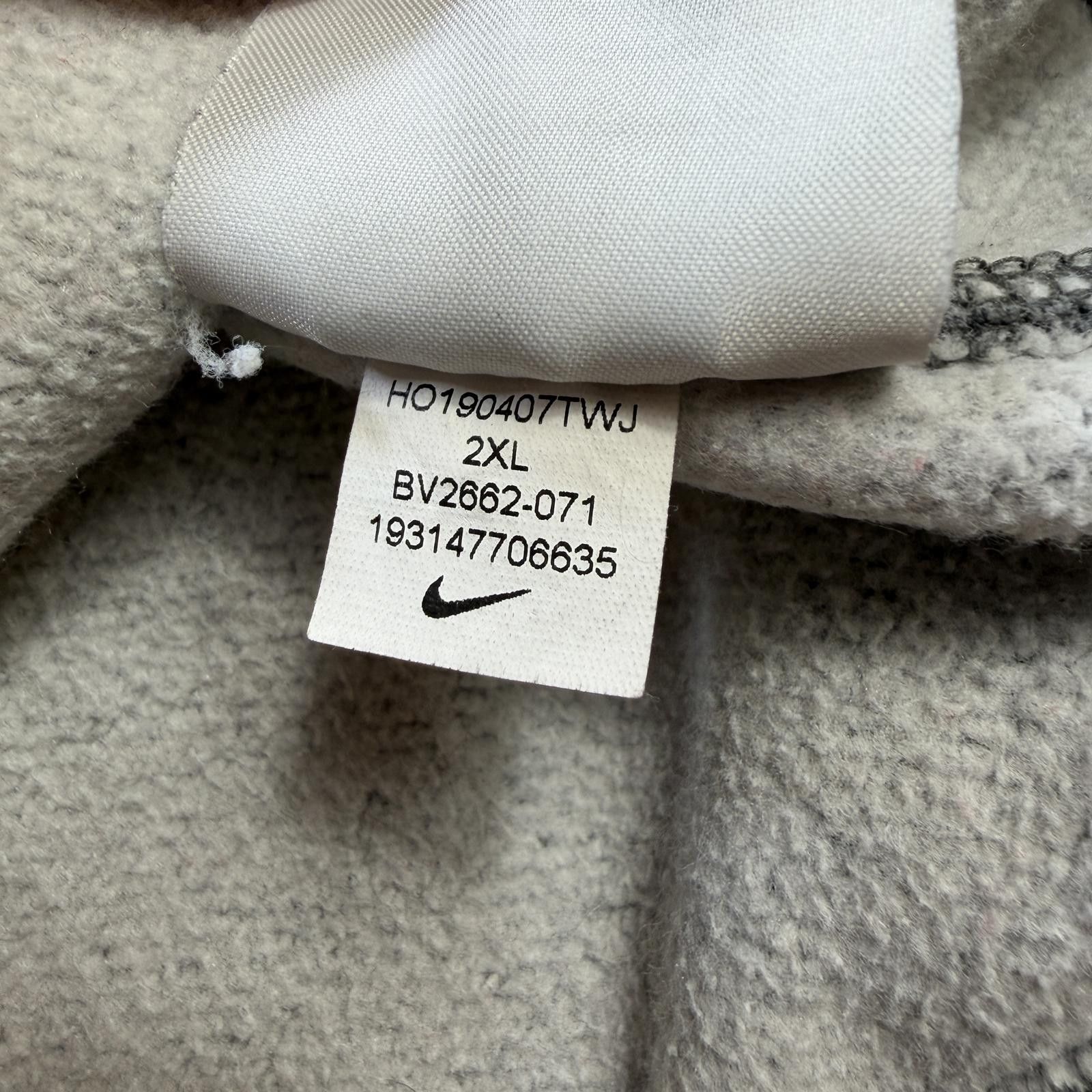 Nike Nike Mini Swoosh Crewneck Sweatshirt Gray 2XL Oversized Boxy Size US XXL / EU 58 / 5 - 7 Thumbnail