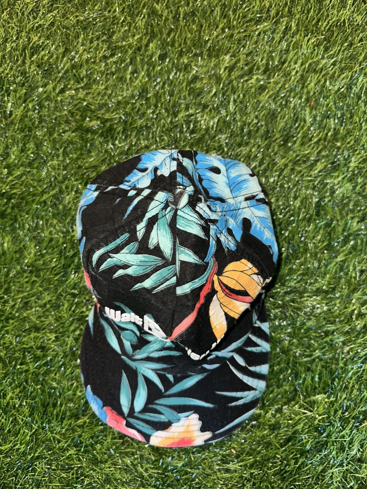 Disney Vintage walt disney world tropical mickey snapback hat Size ONE SIZE - 3 Thumbnail