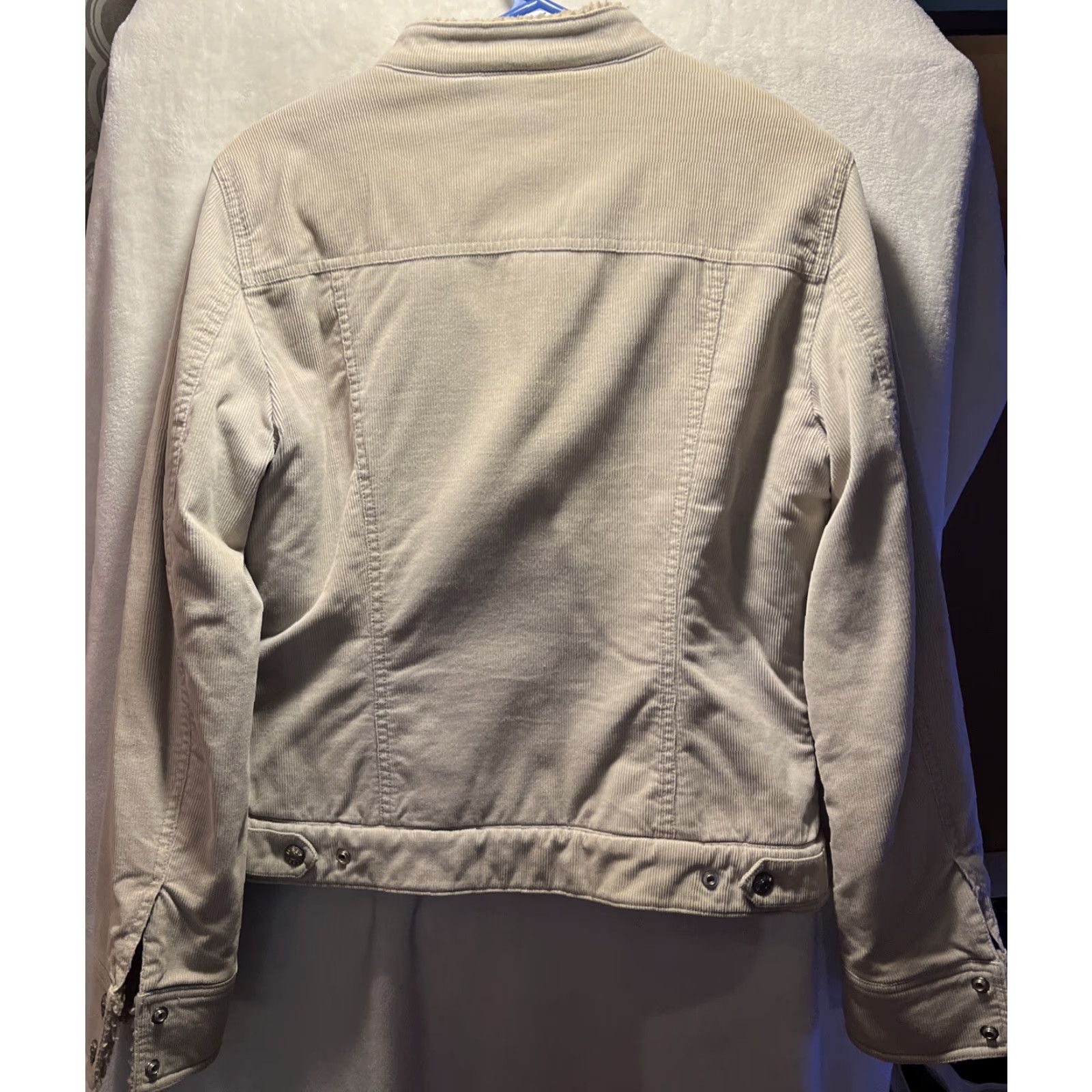 J.Crew Vintage J Crew Jacket M Oatmeal Corduroy Sherpa Lining Snap Pocket Bomber Size M / US 6-8 / IT 42-44 - 7 Thumbnail