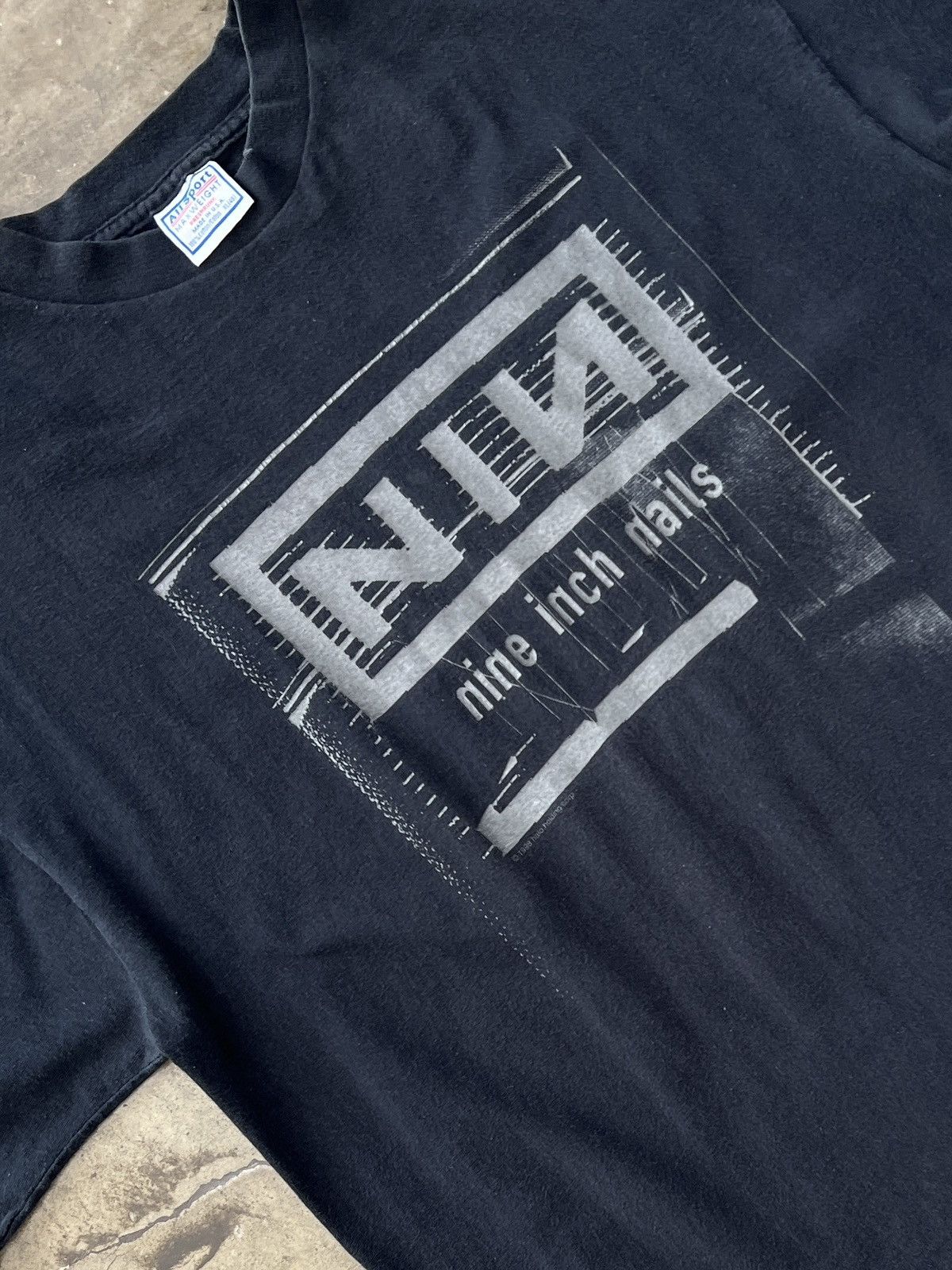 Band Tees Vintage 1998 Nine Inch Nails Self Destruct Tour Halo Tee XL Size US XL / EU 56 / 4 - 1 Thumbnail