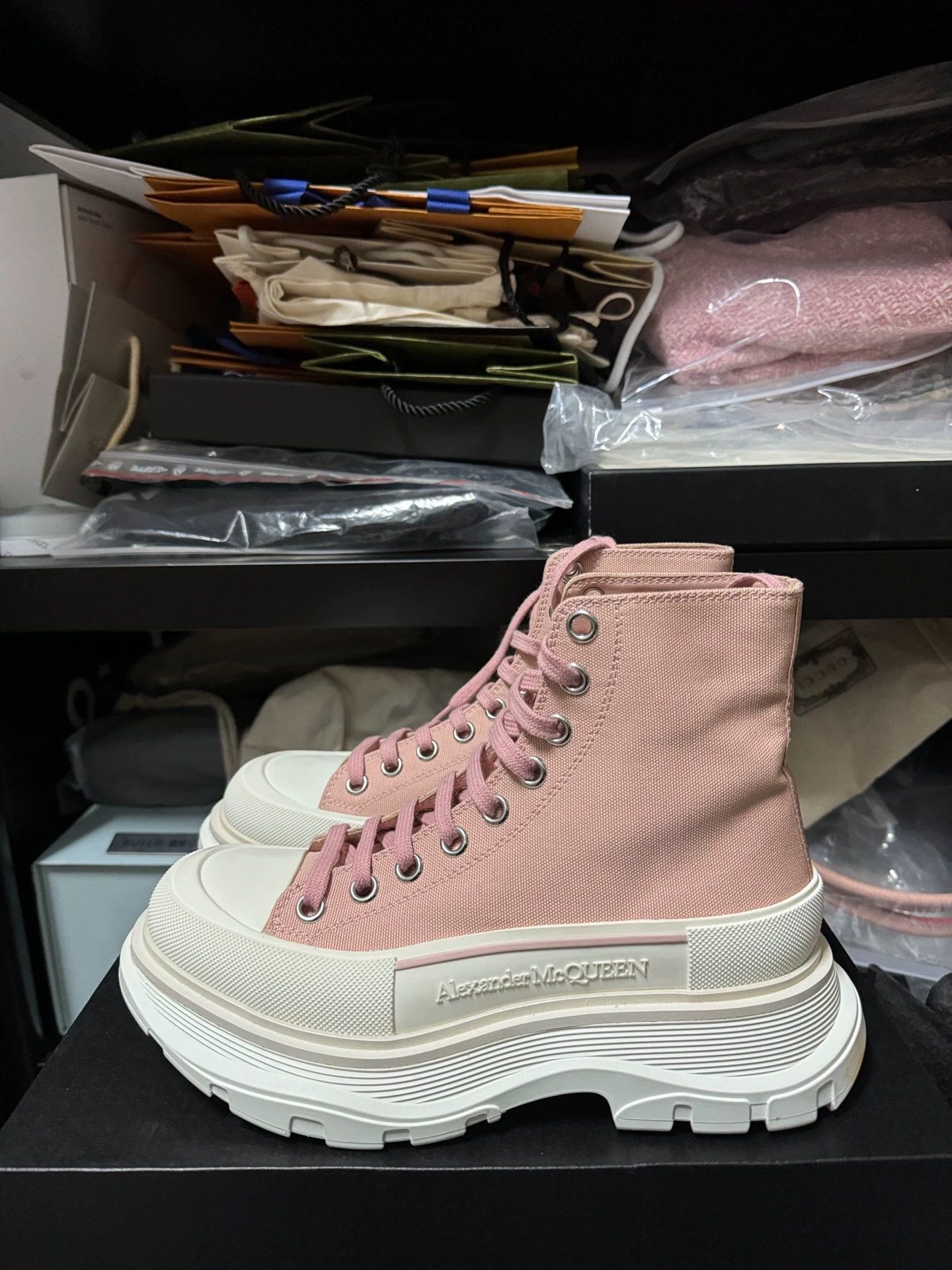 Alexander McQueen Alexander McQueen Tread Slick High-Top Pink 37 Boot Size US 6.5 / IT 36.5 - 1 Thumbnail