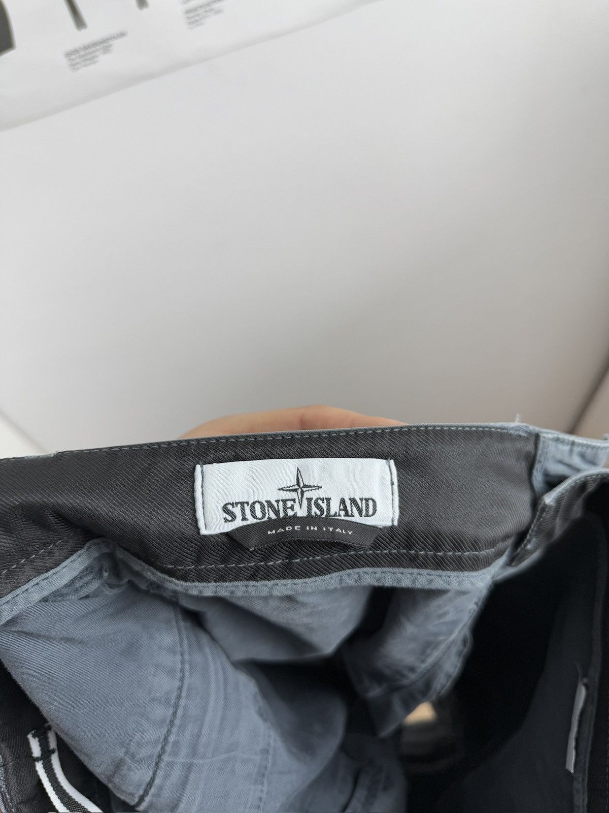 Designer × Stone Island Stone Island small logo shorts 30 designer luxury drill italy Size US 30 / EU 46 - 4 Thumbnail