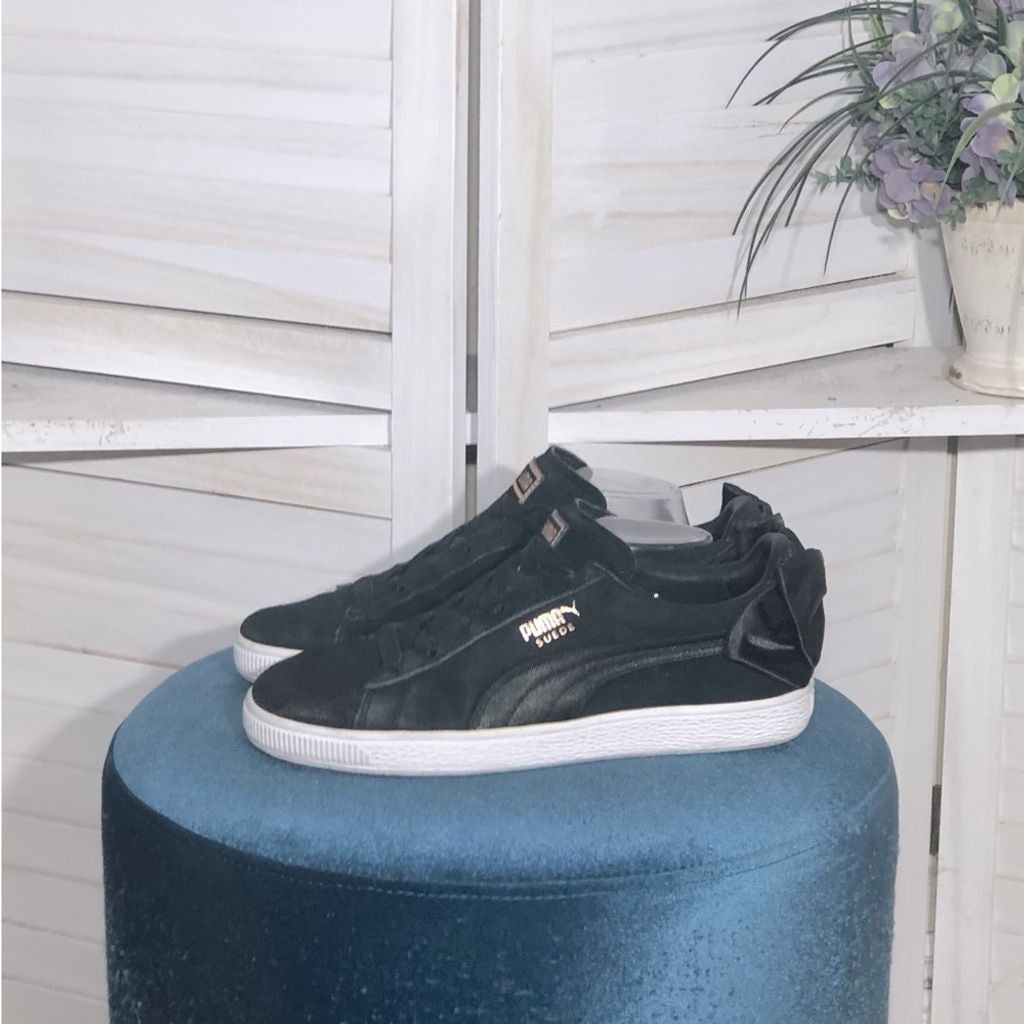 Puma Rare Puma suede black shoes bow decor elastic lace sz 9.5 Grailed