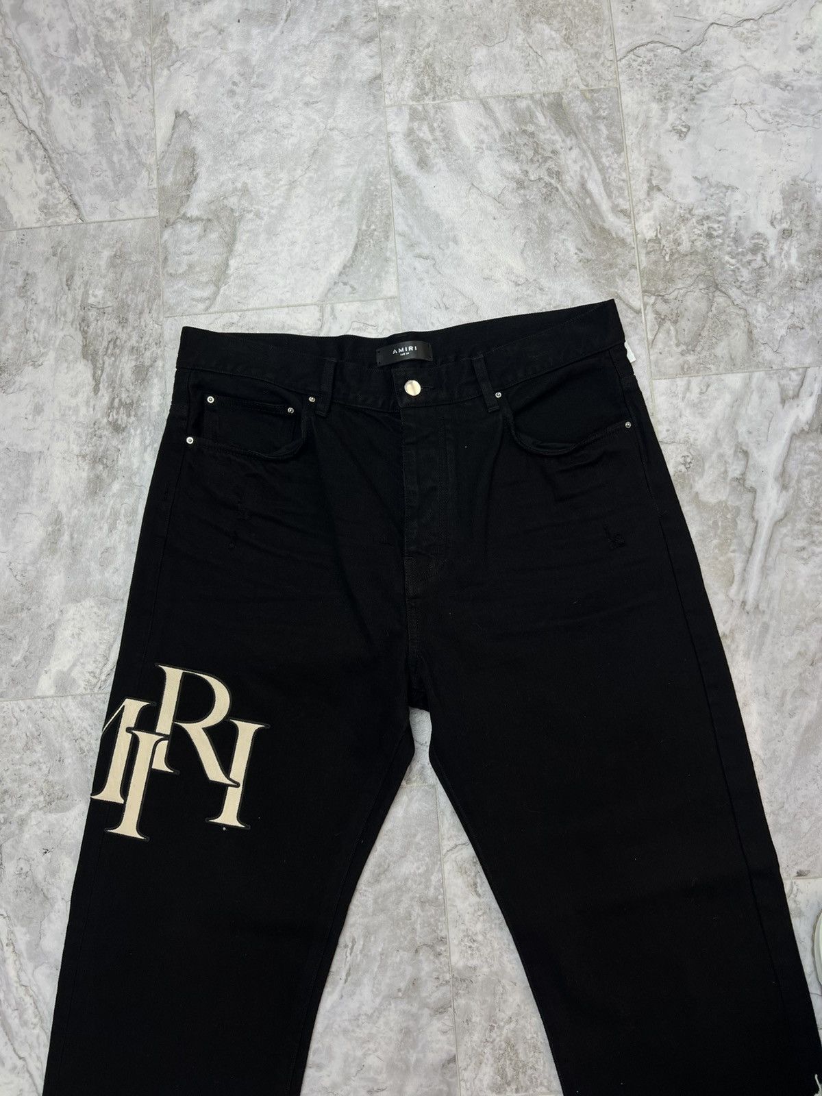 Amiri Amiri Straggered Logo Skinny Jeans Black Size US 34 / EU 50 - 1 Thumbnail