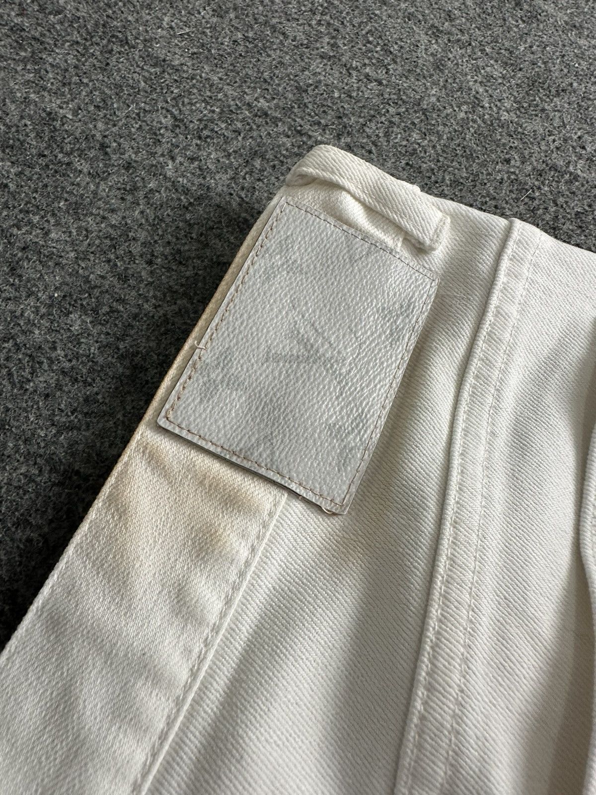 Louis Vuitton Louis Vuitton - Monogram Patch Stretch Fit White Denim Pants Size US 32 / EU 48 - 14 Thumbnail