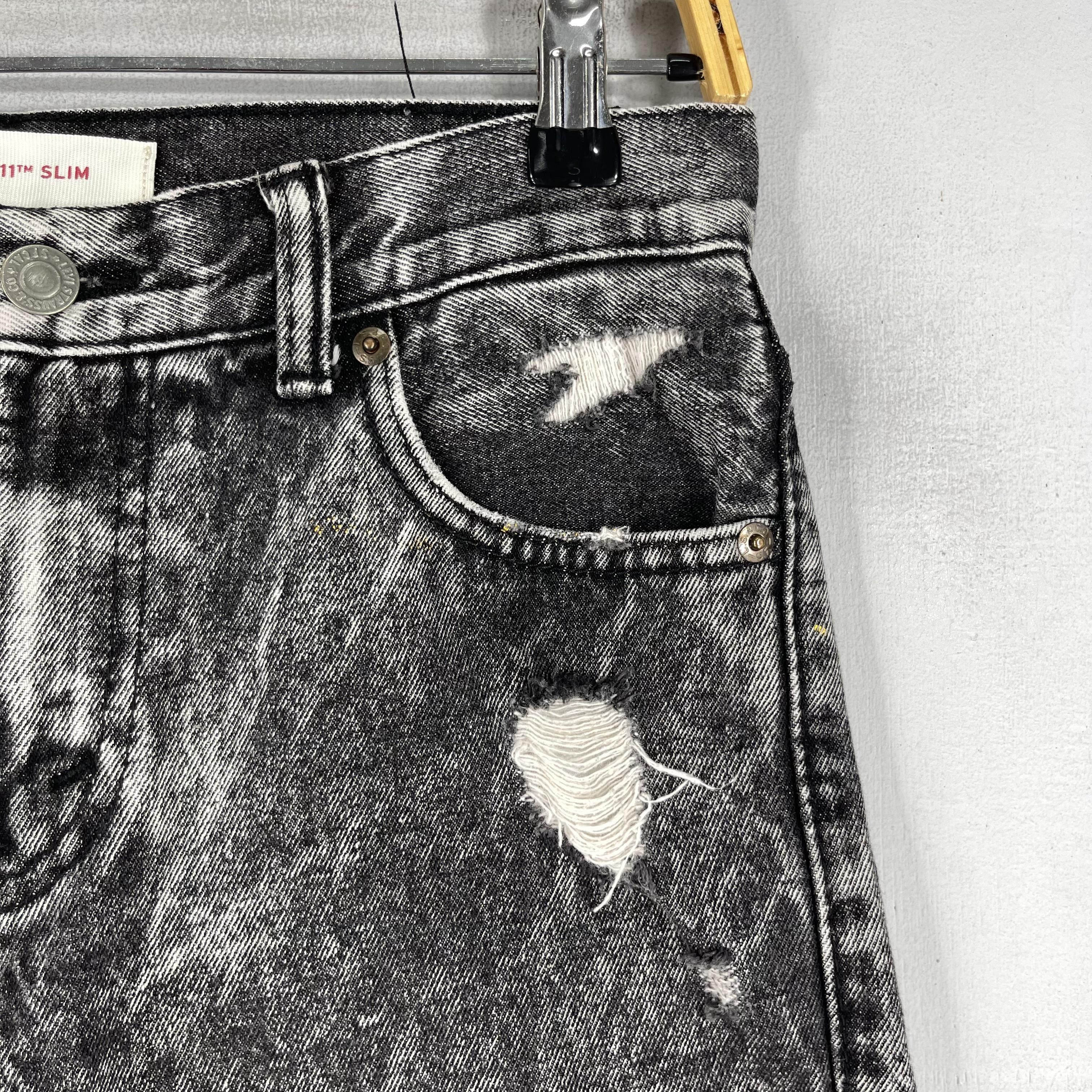 Levi's W28 Levis 511 Black Stoned Wash Distressed Short Jeans Size 28" / US 6 / IT 42 - 3 Thumbnail