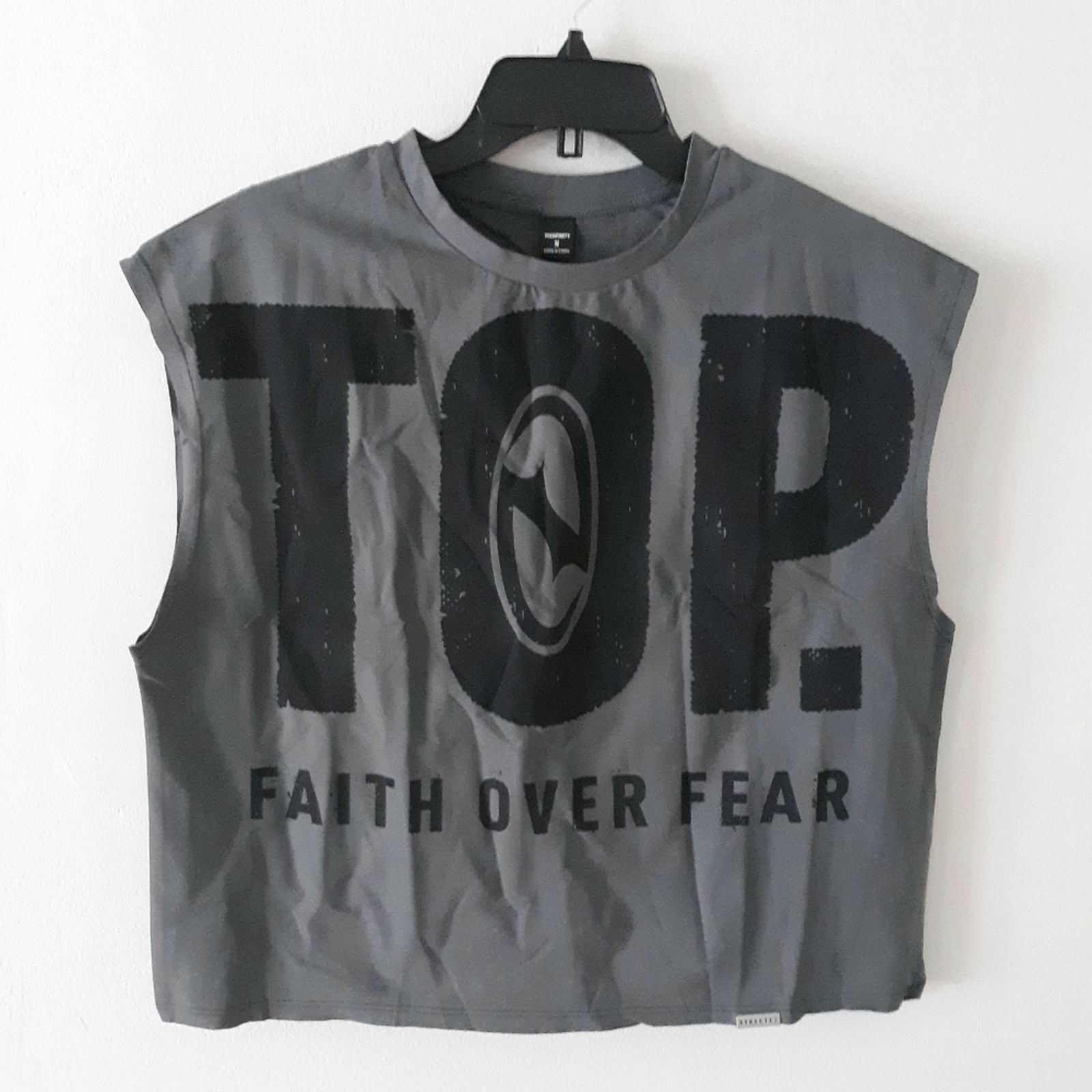 Shein Faith Over Fear Crop Tee Size US M / EU 48-50 / 2 - 2 Thumbnail