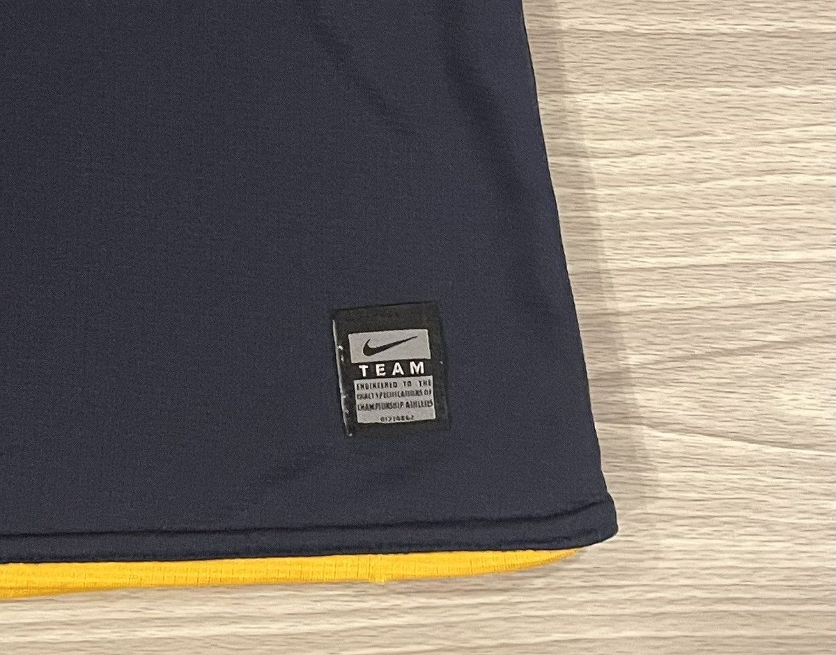 Nike Nike 2007/08 Boca Juniors Soccer Jersey Men’s Size Large Size US L / EU 52-54 / 3 - 5 Thumbnail