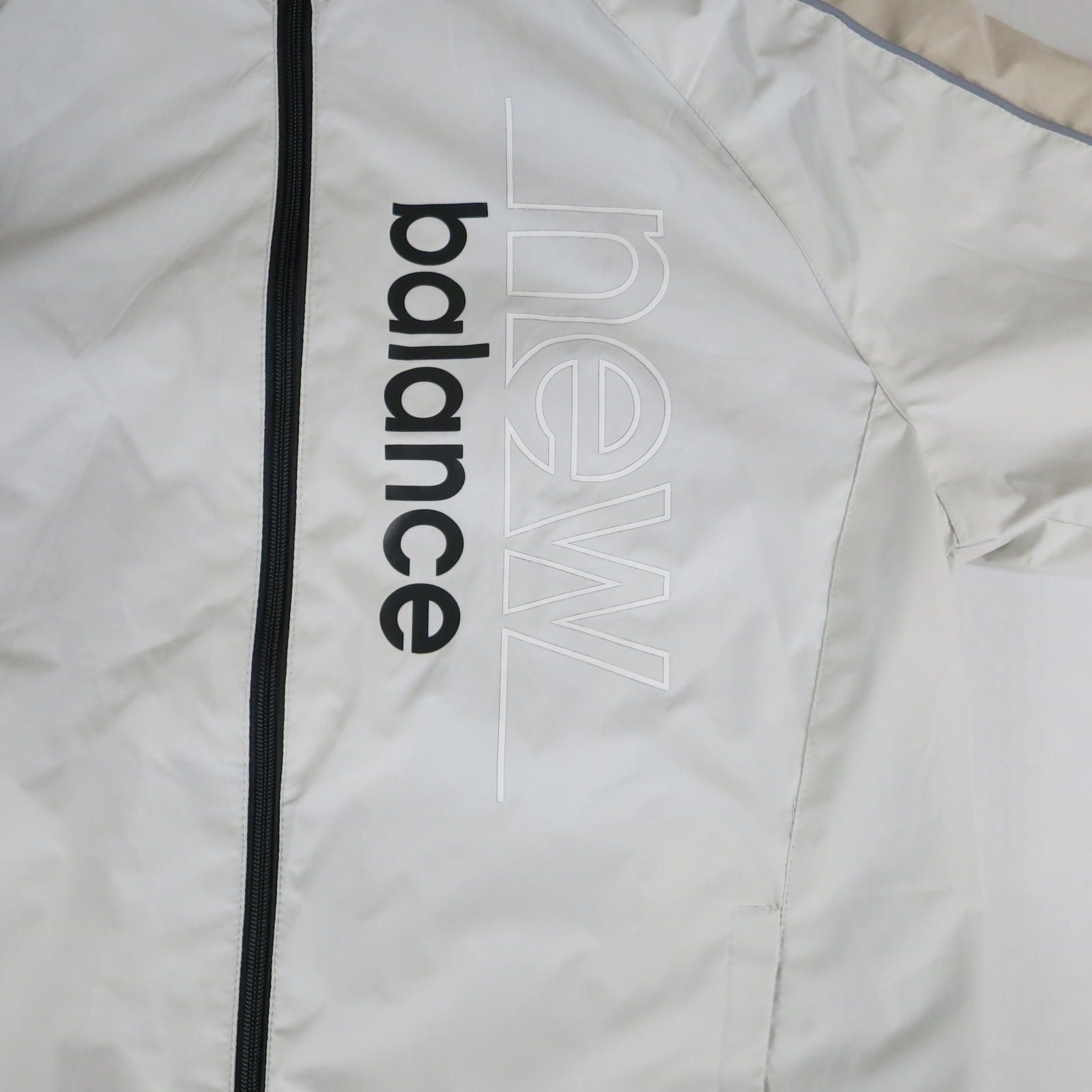 New Balance Mens Medium New Balance White Hooded Windbreaker Jacket Size US M / EU 48-50 / 2 - 7 Thumbnail