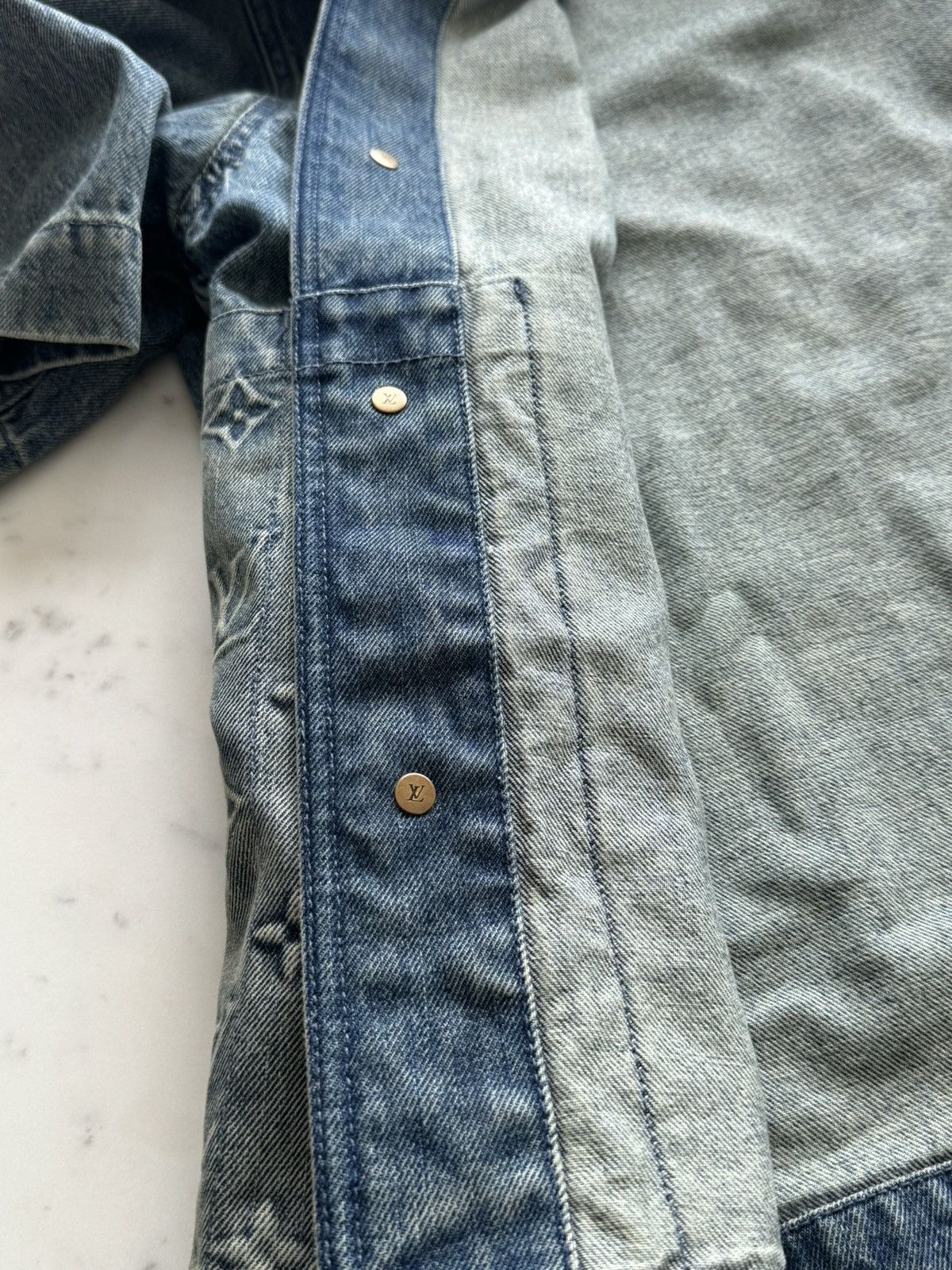 Louis Vuitton Louis Vuitton LV Short Sleeve Denim Workwear Shirt Size US S / EU 44-46 / 1 - 13 Thumbnail