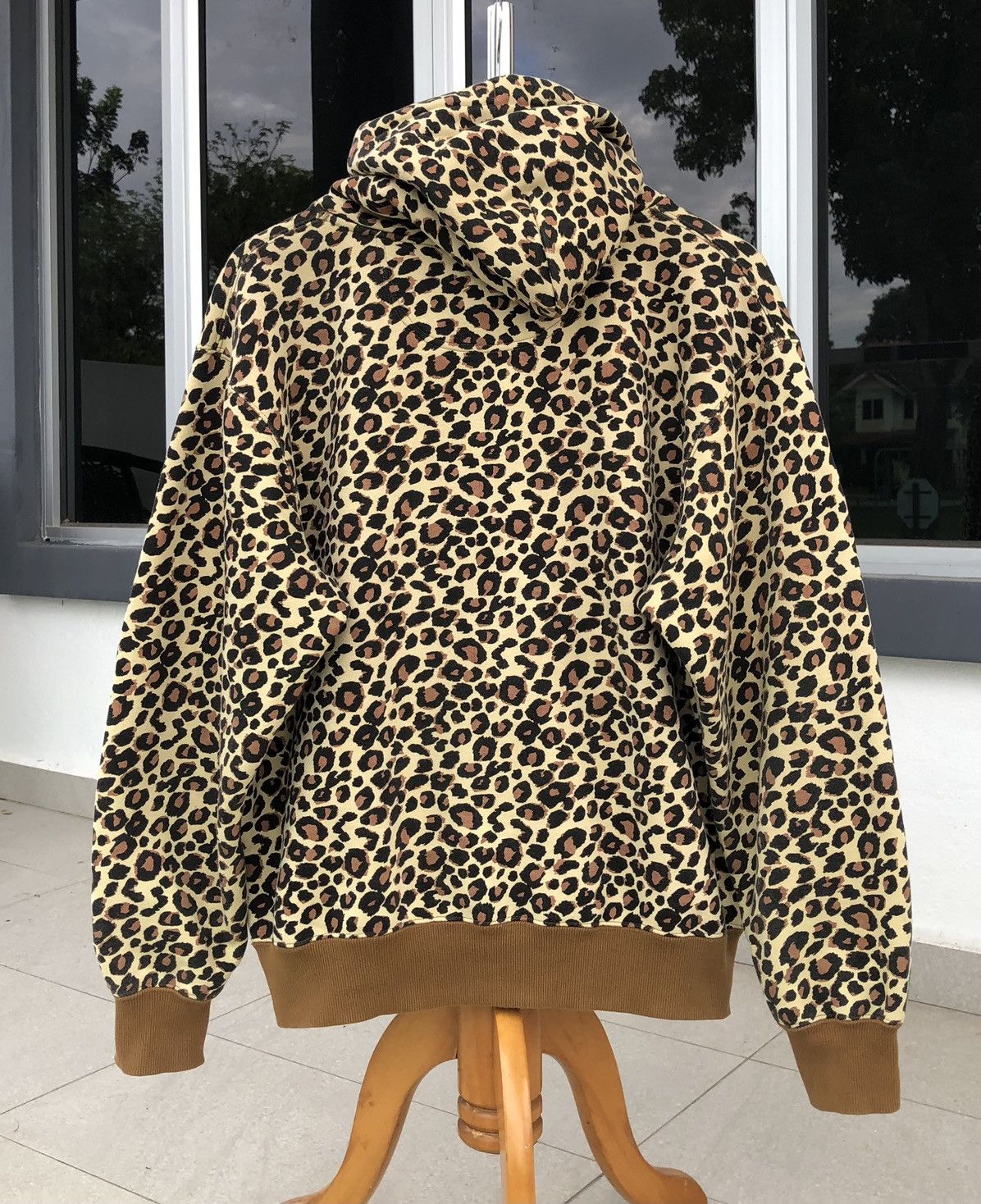 Champion Champion Leopard Printed Sweatshirt With Hoodie Size US L / EU 52-54 / 3 - 11 Thumbnail