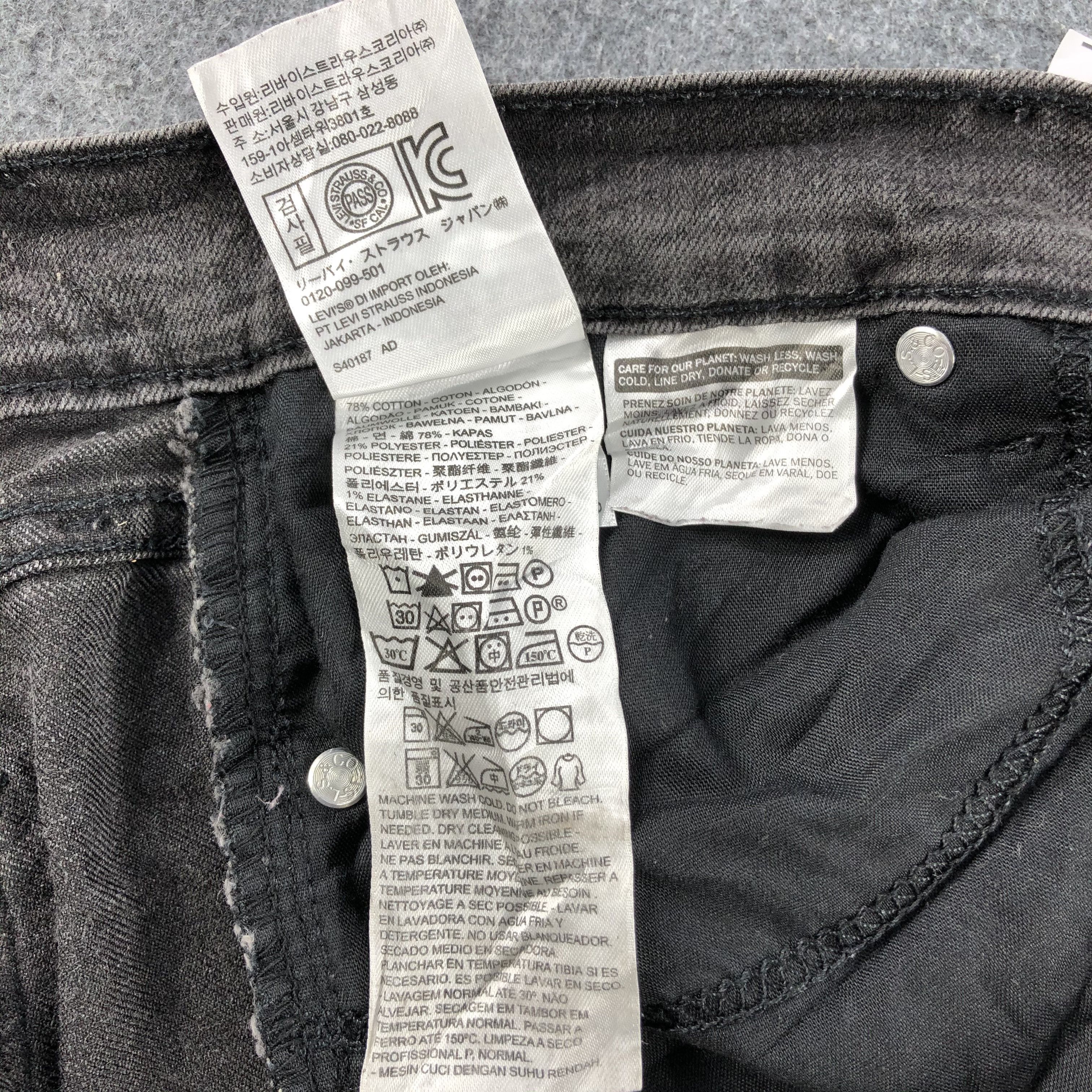 Levi's Faded Black Levis 505 Jeans Vintage Straight Denim-J1101 Size US 33 - 10 Thumbnail
